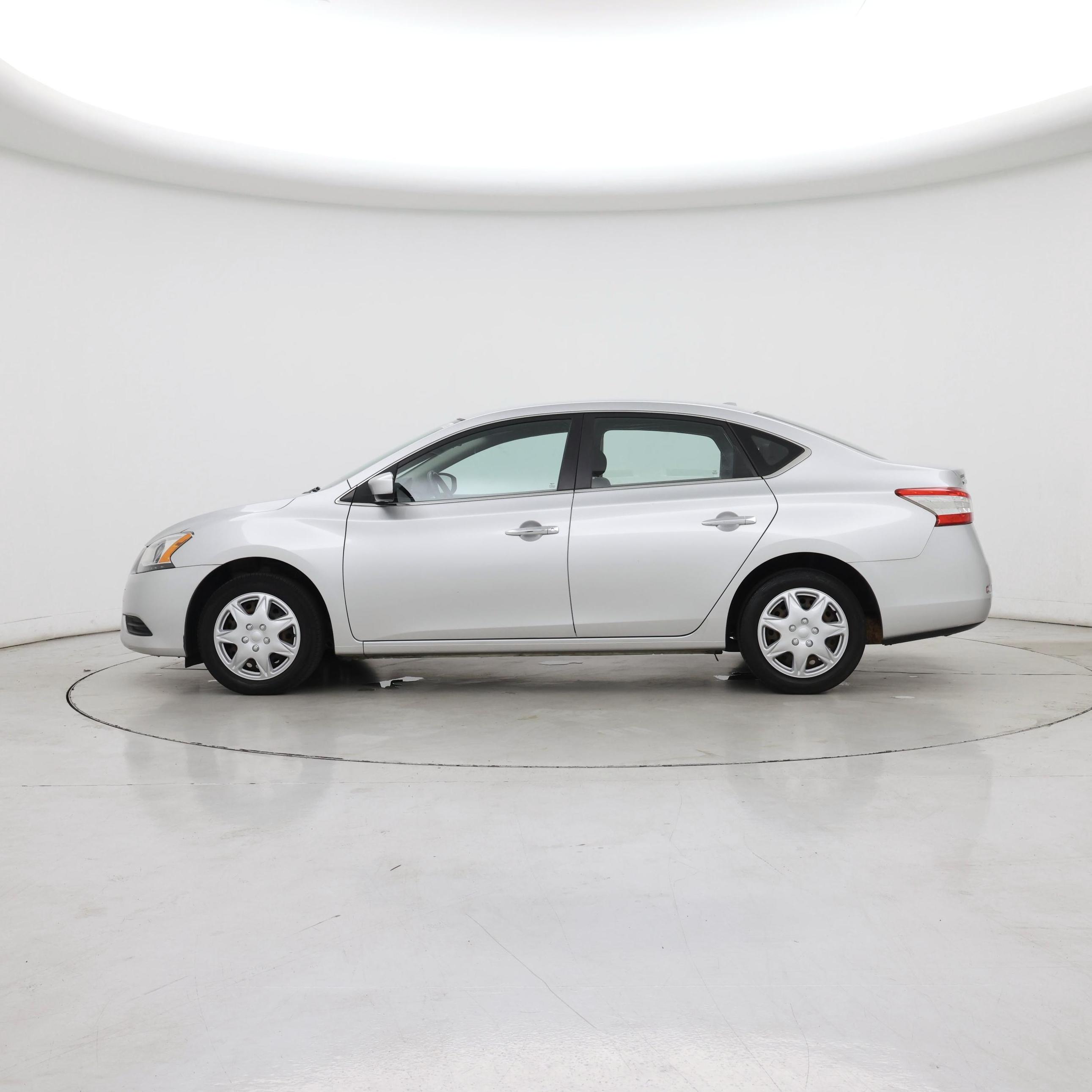 Thumbnail: 2014 Nissan Sentra - 3