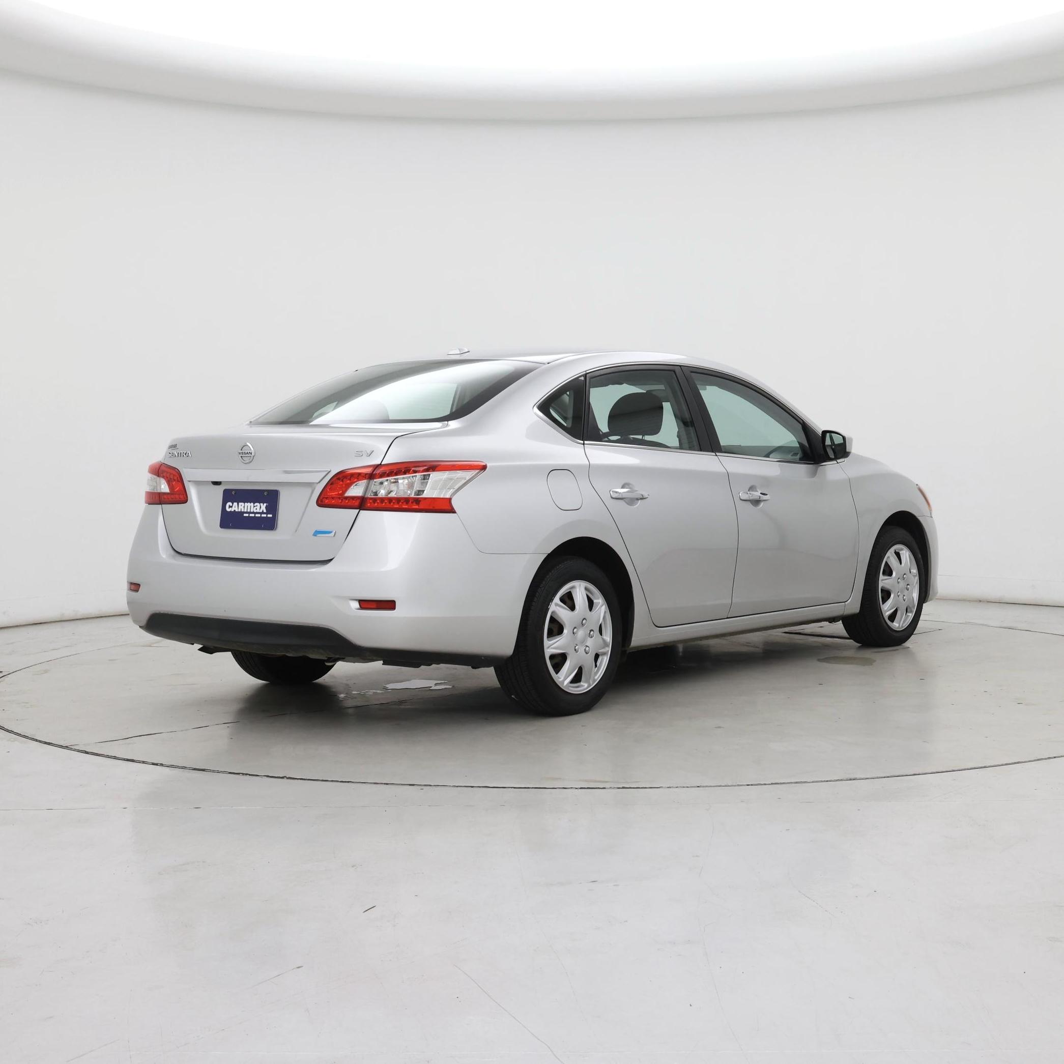 Thumbnail: 2014 Nissan Sentra - 8