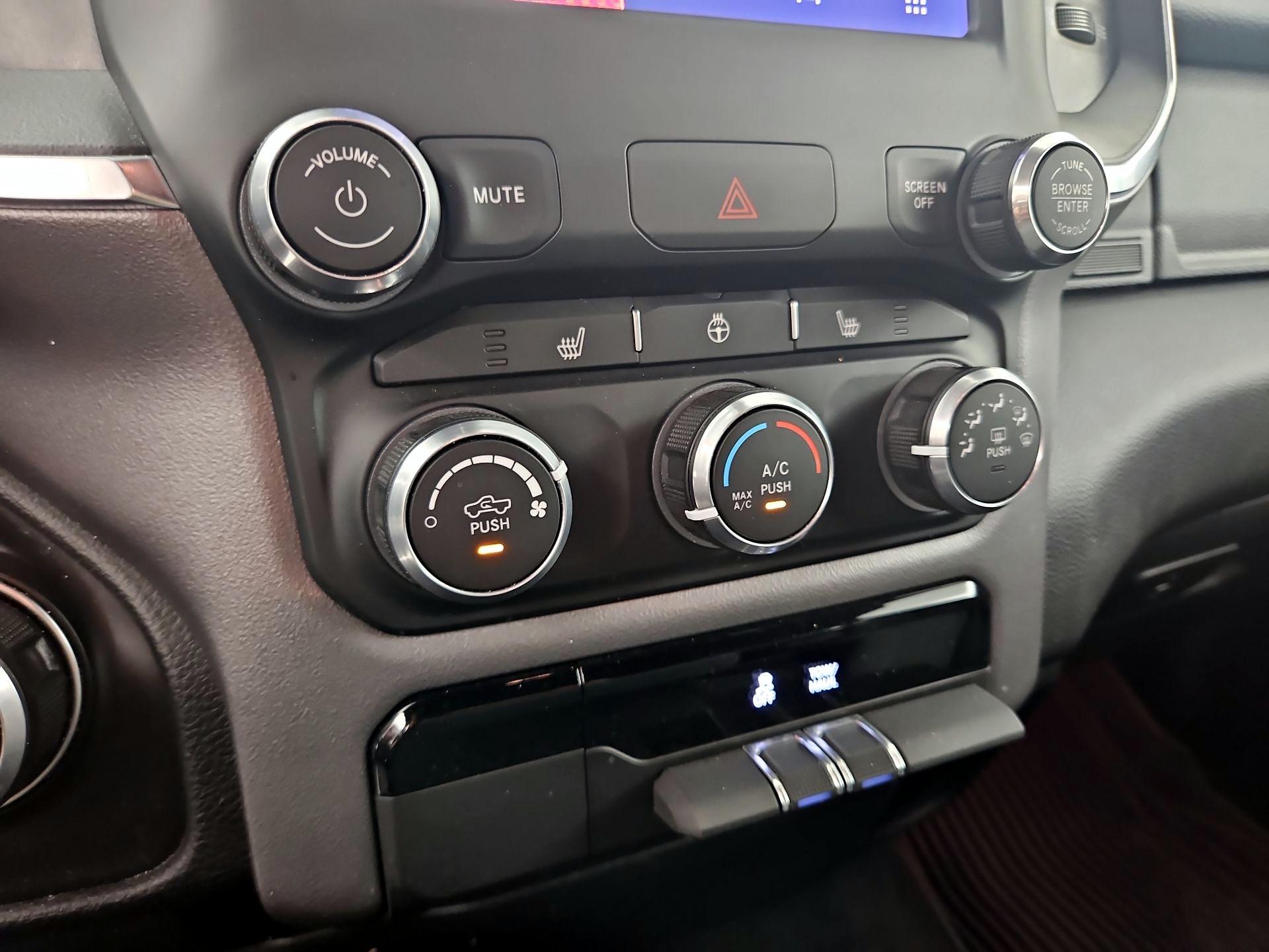 Thumbnail: 2024 RAM 1500 - 16