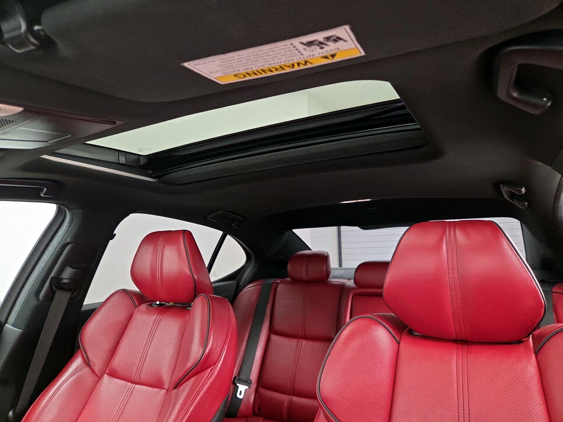 Thumbnail: 2019 Acura TLX - 20