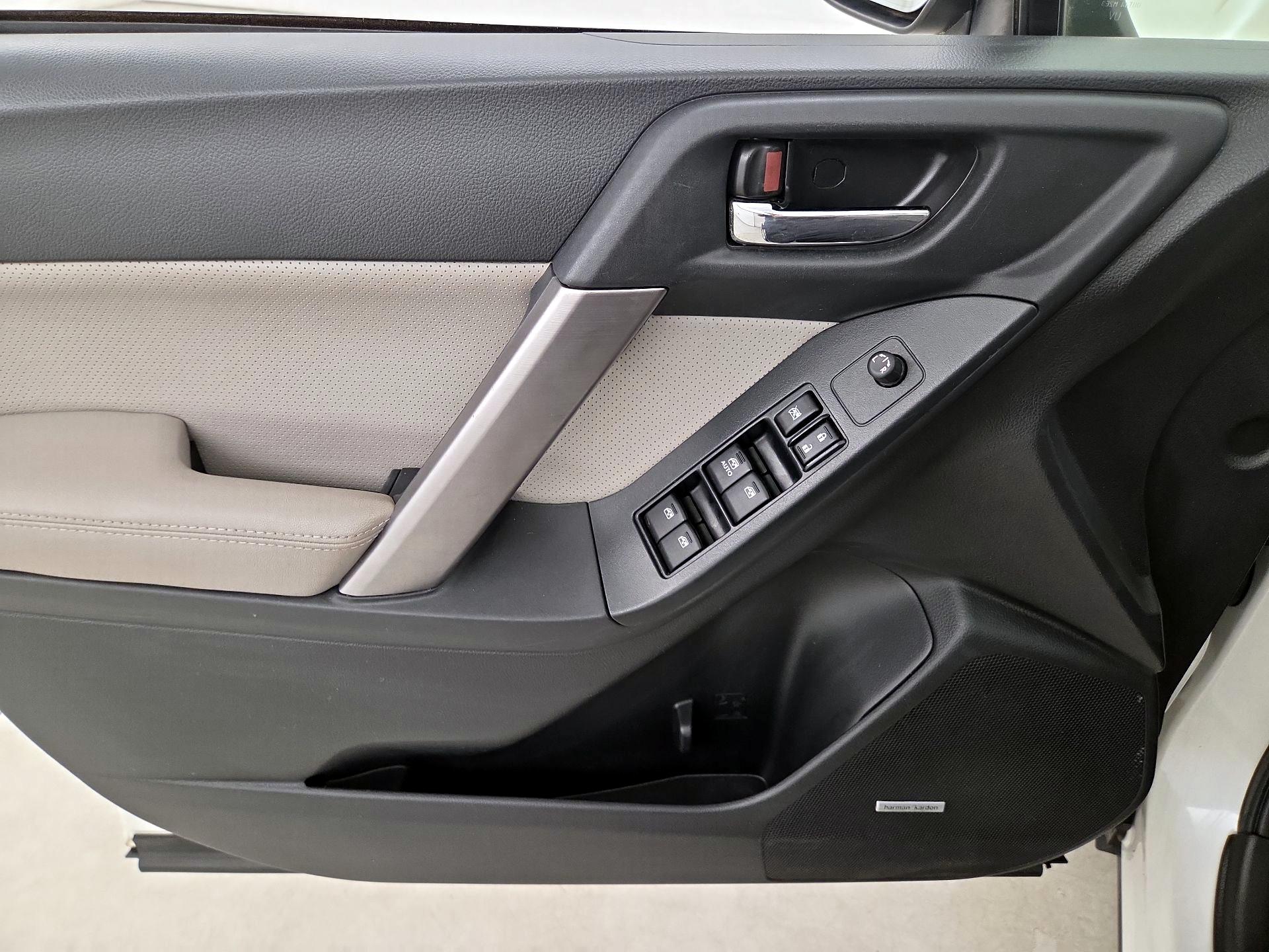 Thumbnail: 2015 Subaru Forester - 12