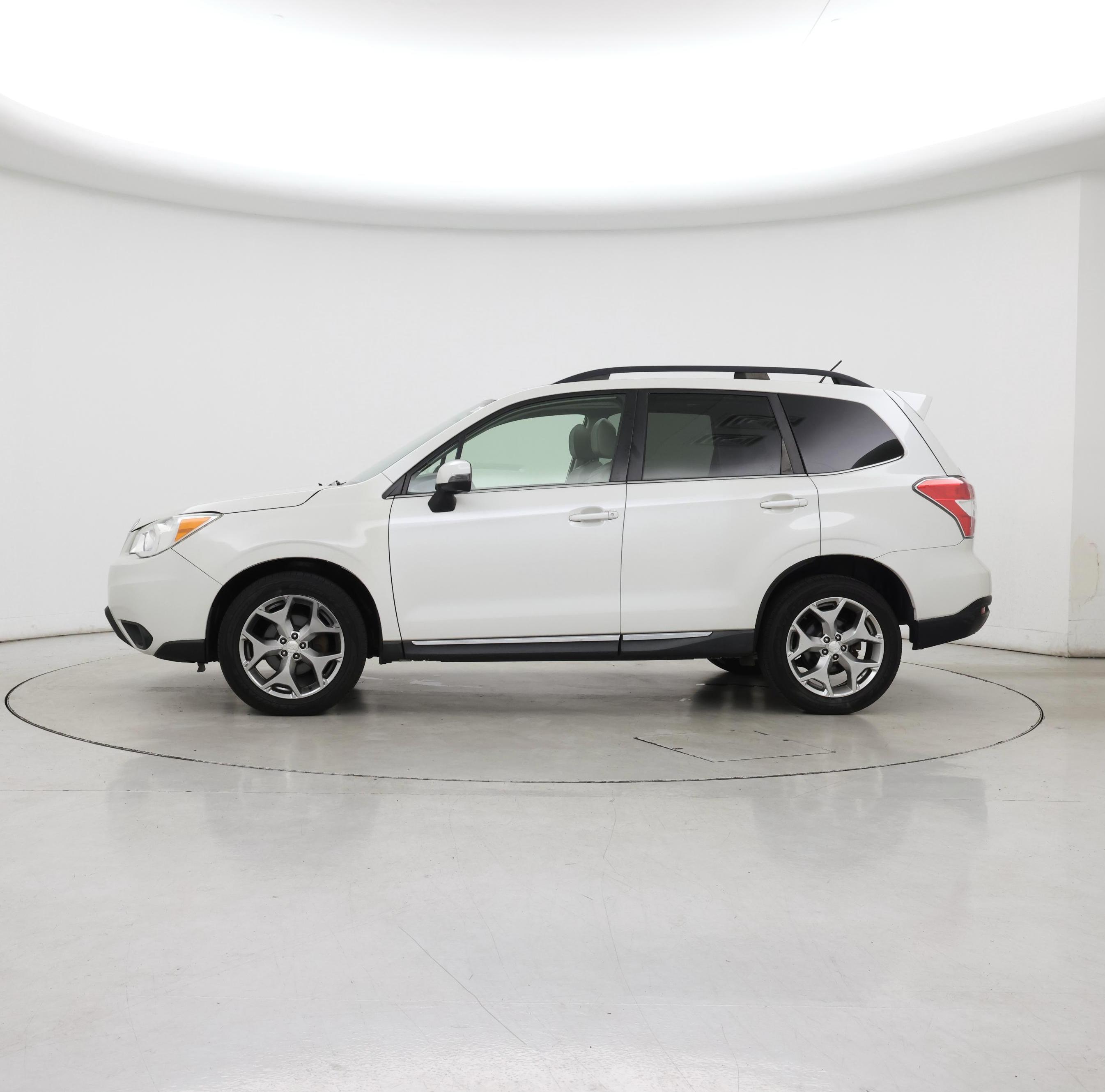 Thumbnail: 2015 Subaru Forester - 3
