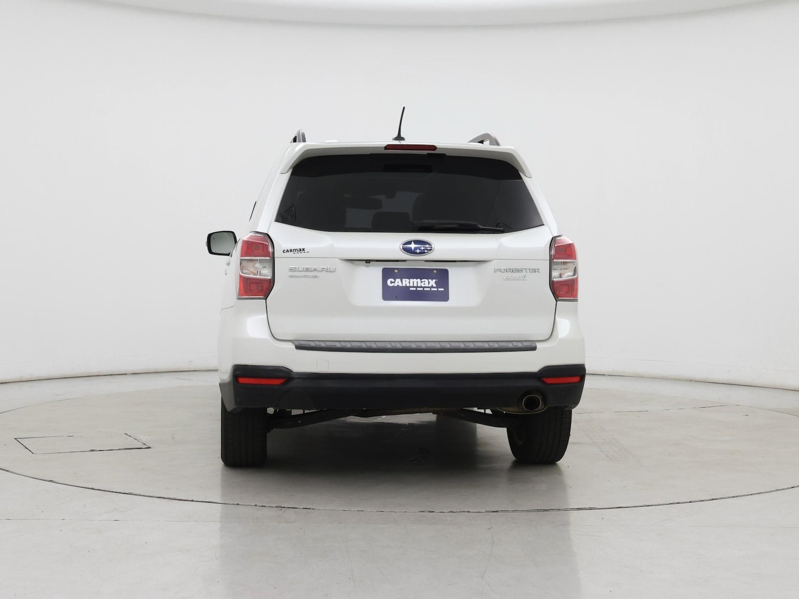 2015 Subaru Forester i Touring - Photo 7
