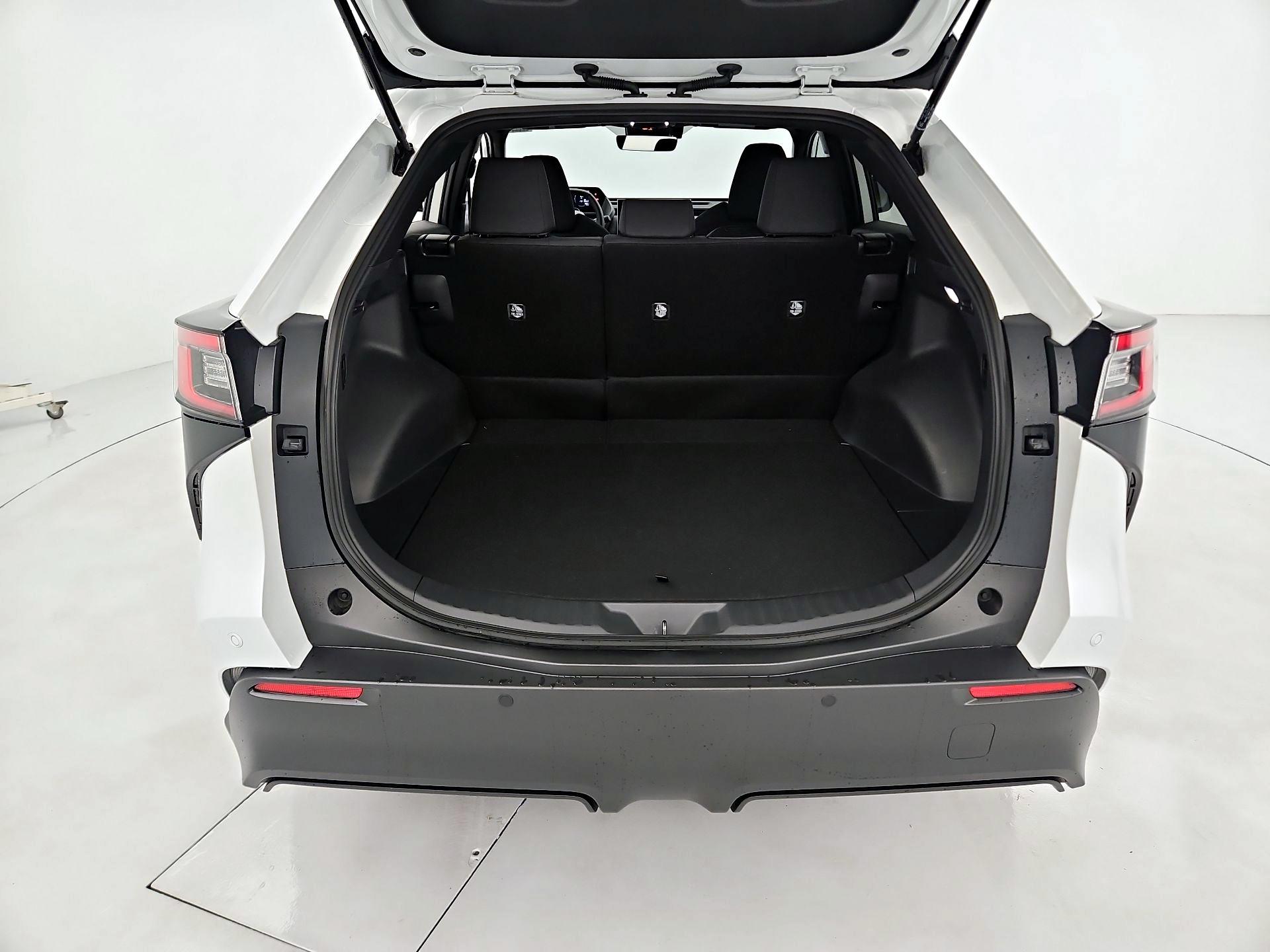 Thumbnail: 2025 Subaru Solterra - 20
