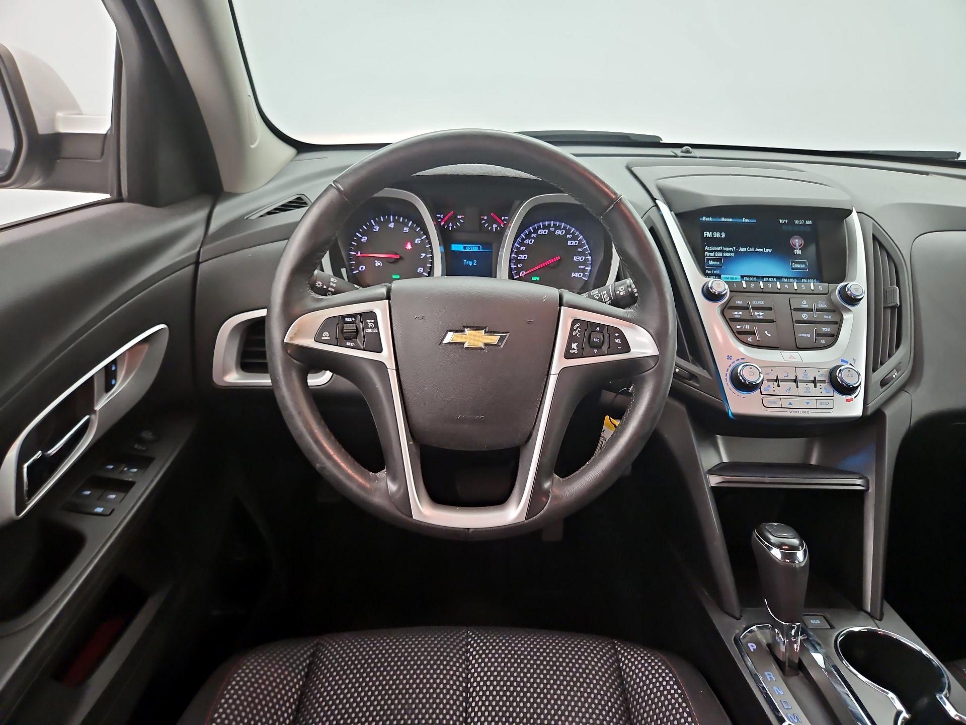 Thumbnail: 2017 Chevrolet Equinox - 10