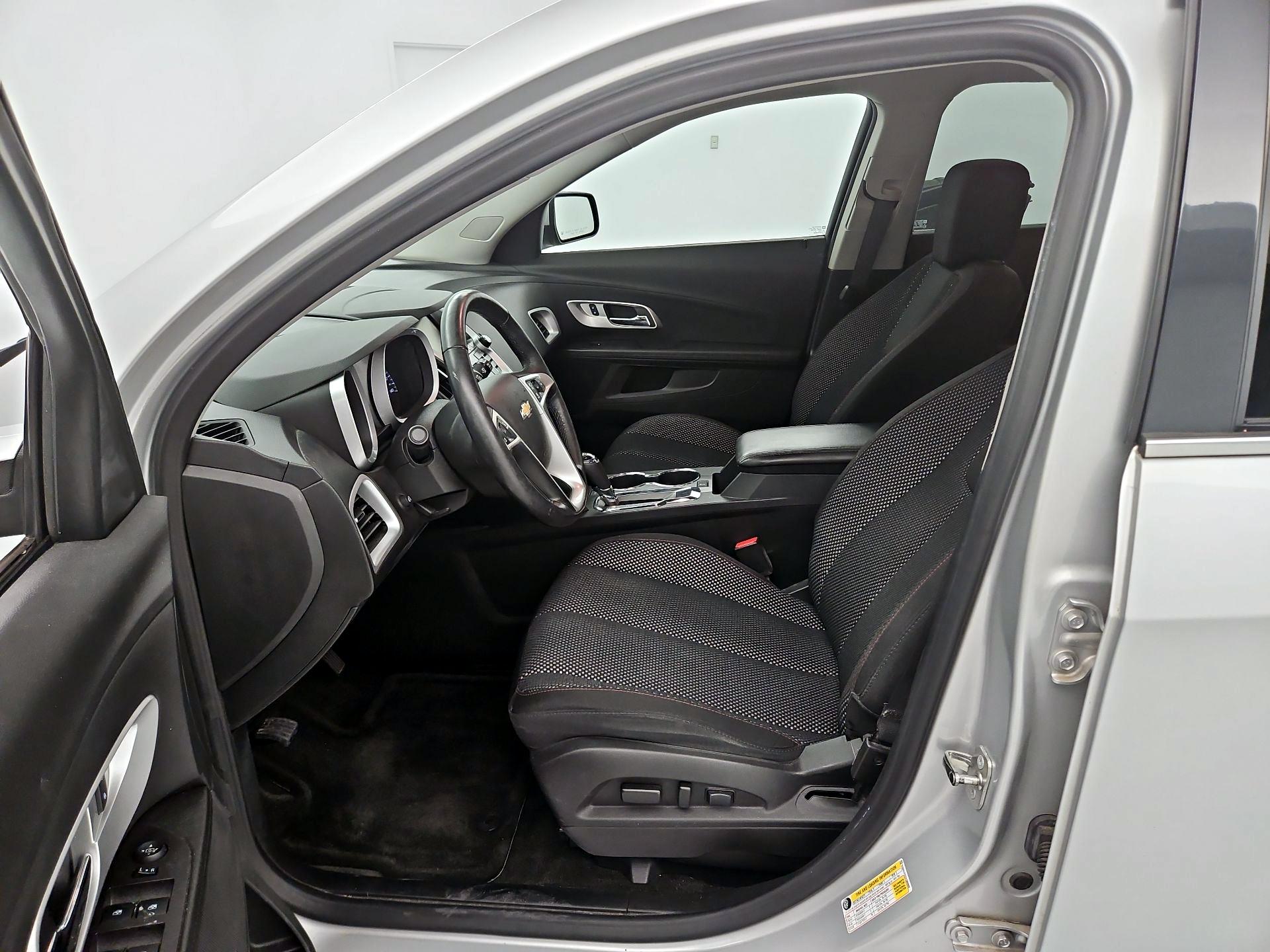 Thumbnail: 2017 Chevrolet Equinox - 11