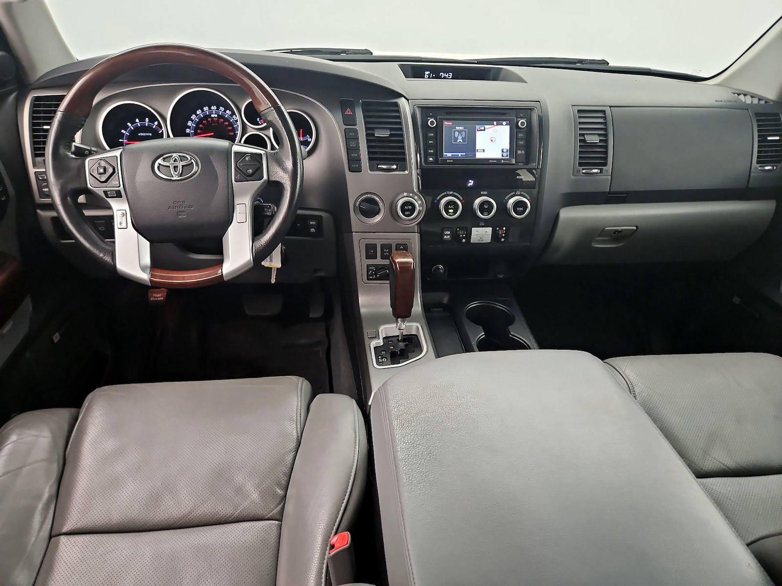 2016 Toyota Sequoia Platinum - Photo 10