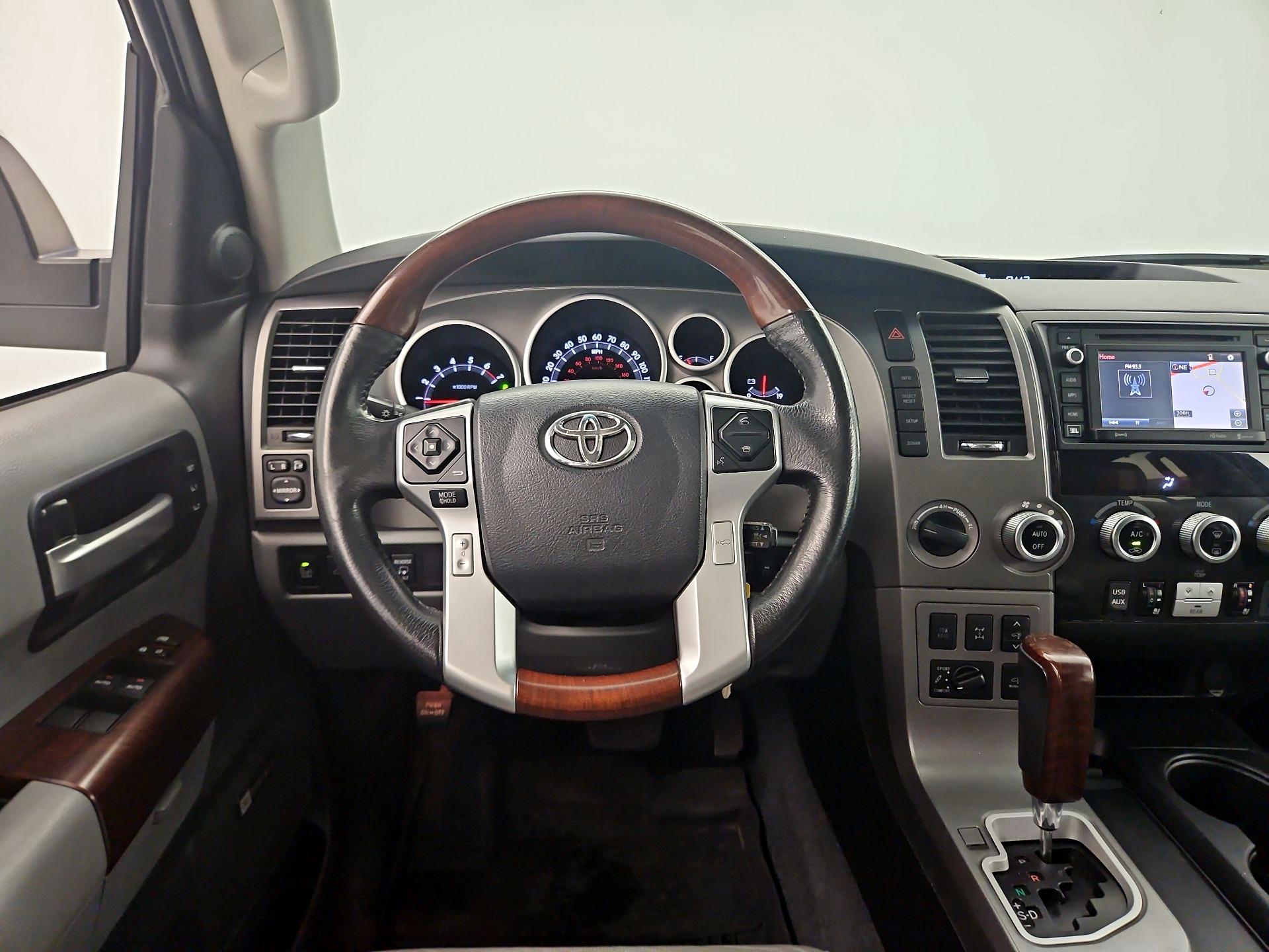 Thumbnail: 2016 Toyota Sequoia - 10