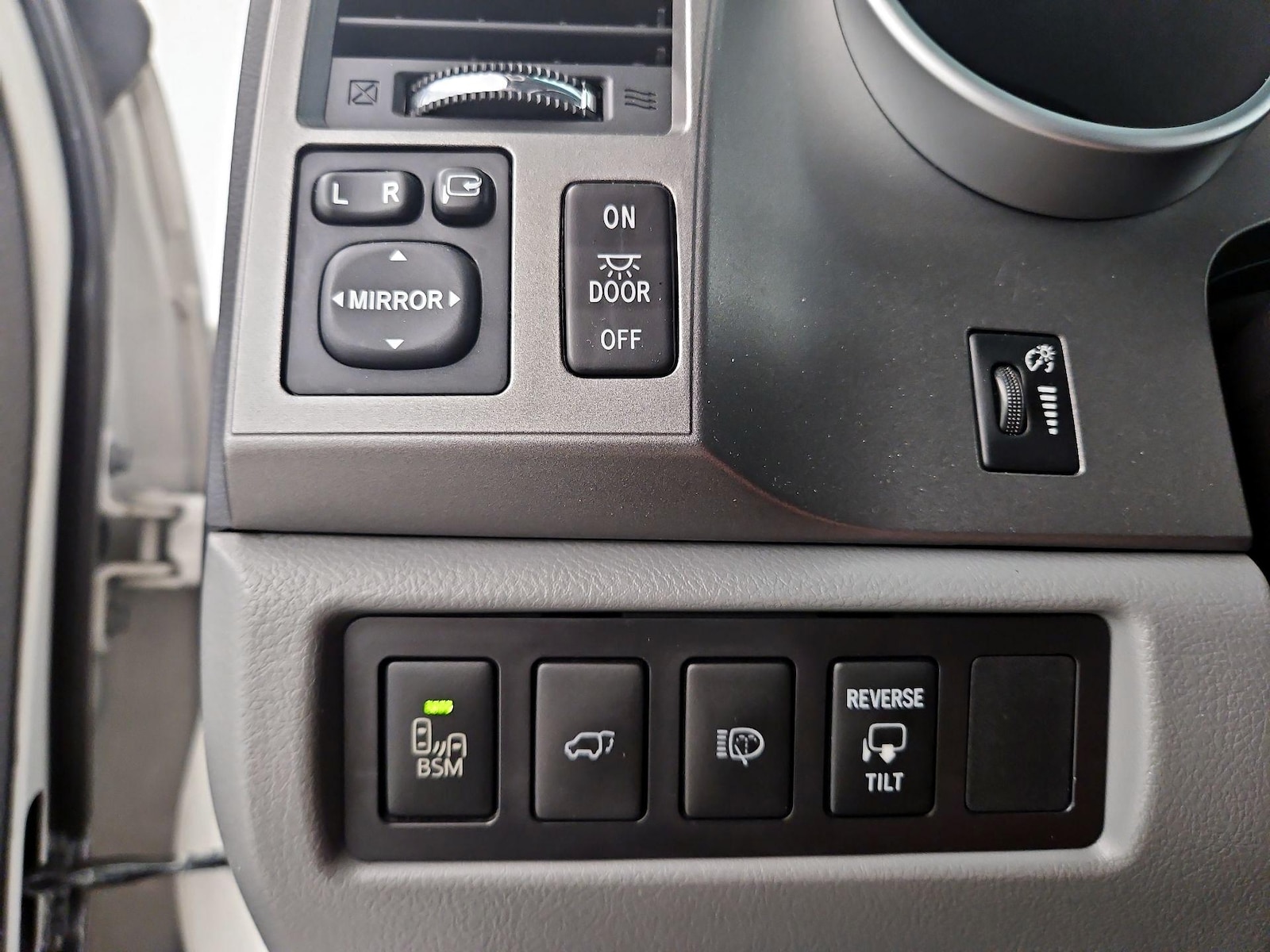 2016 Toyota Sequoia Platinum - Photo 14