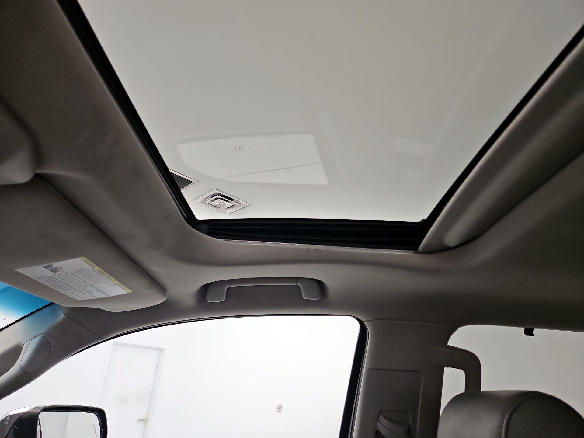 Thumbnail: 2016 Toyota Sequoia - 19