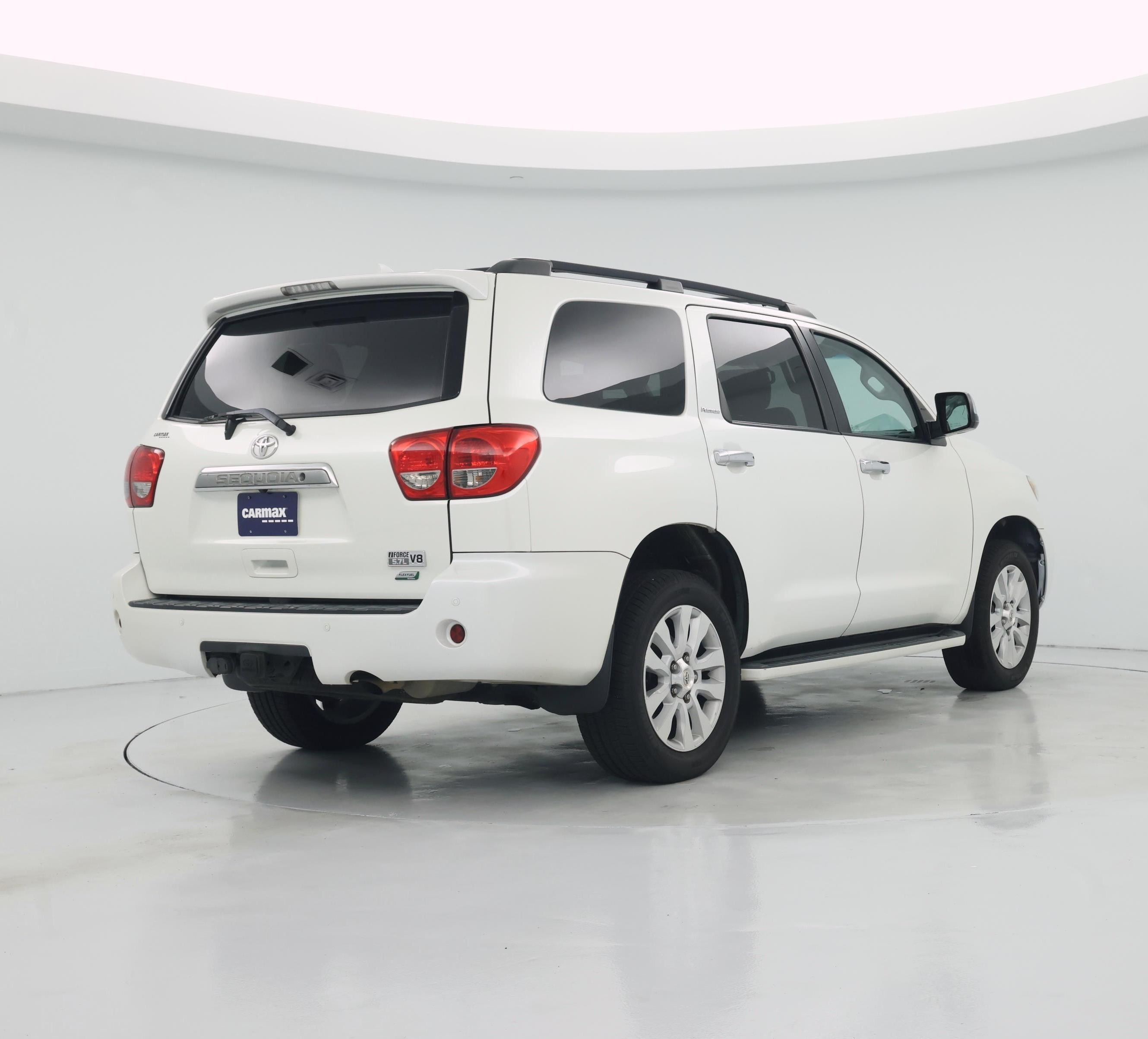 Thumbnail: 2016 Toyota Sequoia - 8