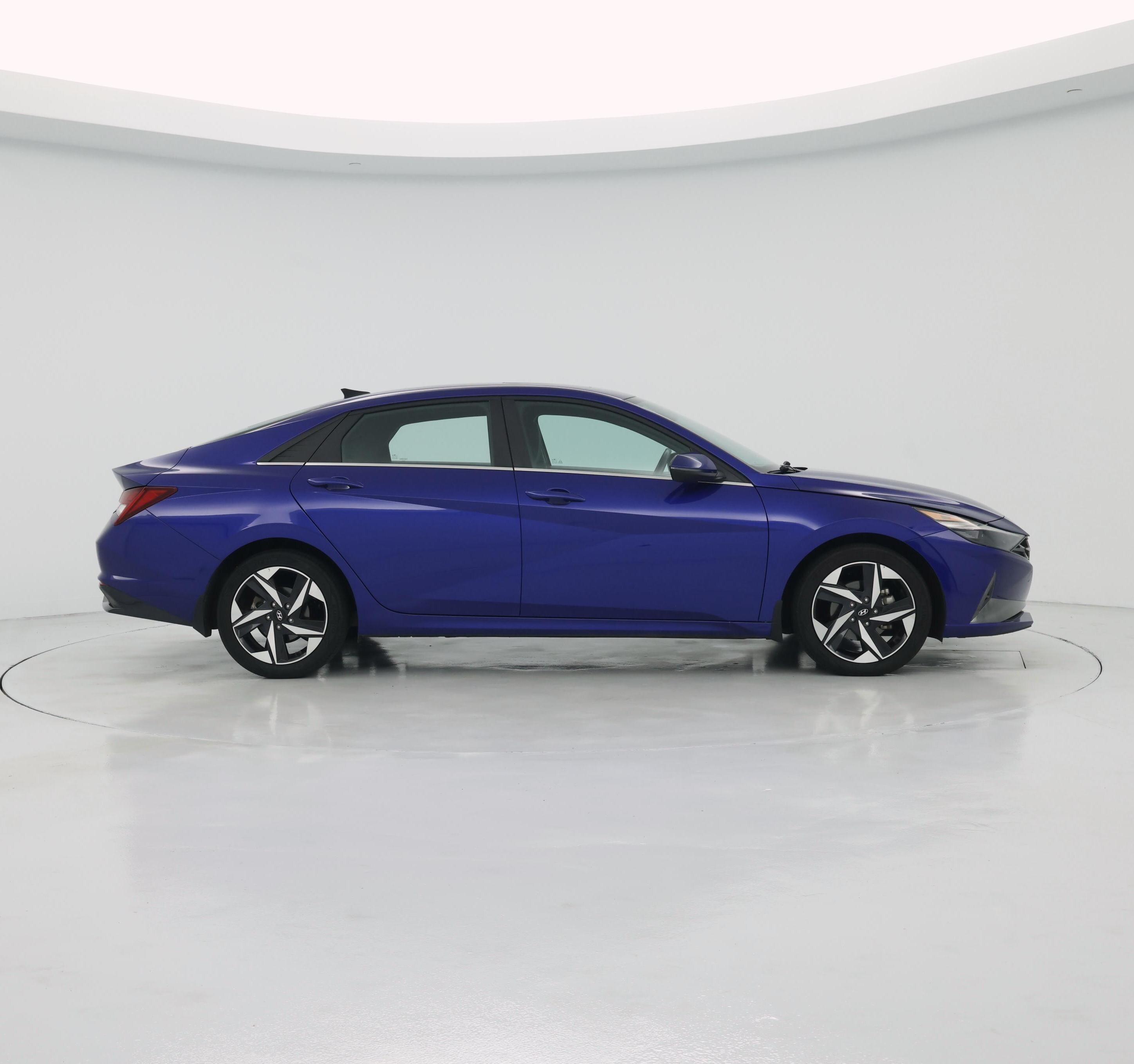 Thumbnail: 2022 Hyundai Elantra - 7