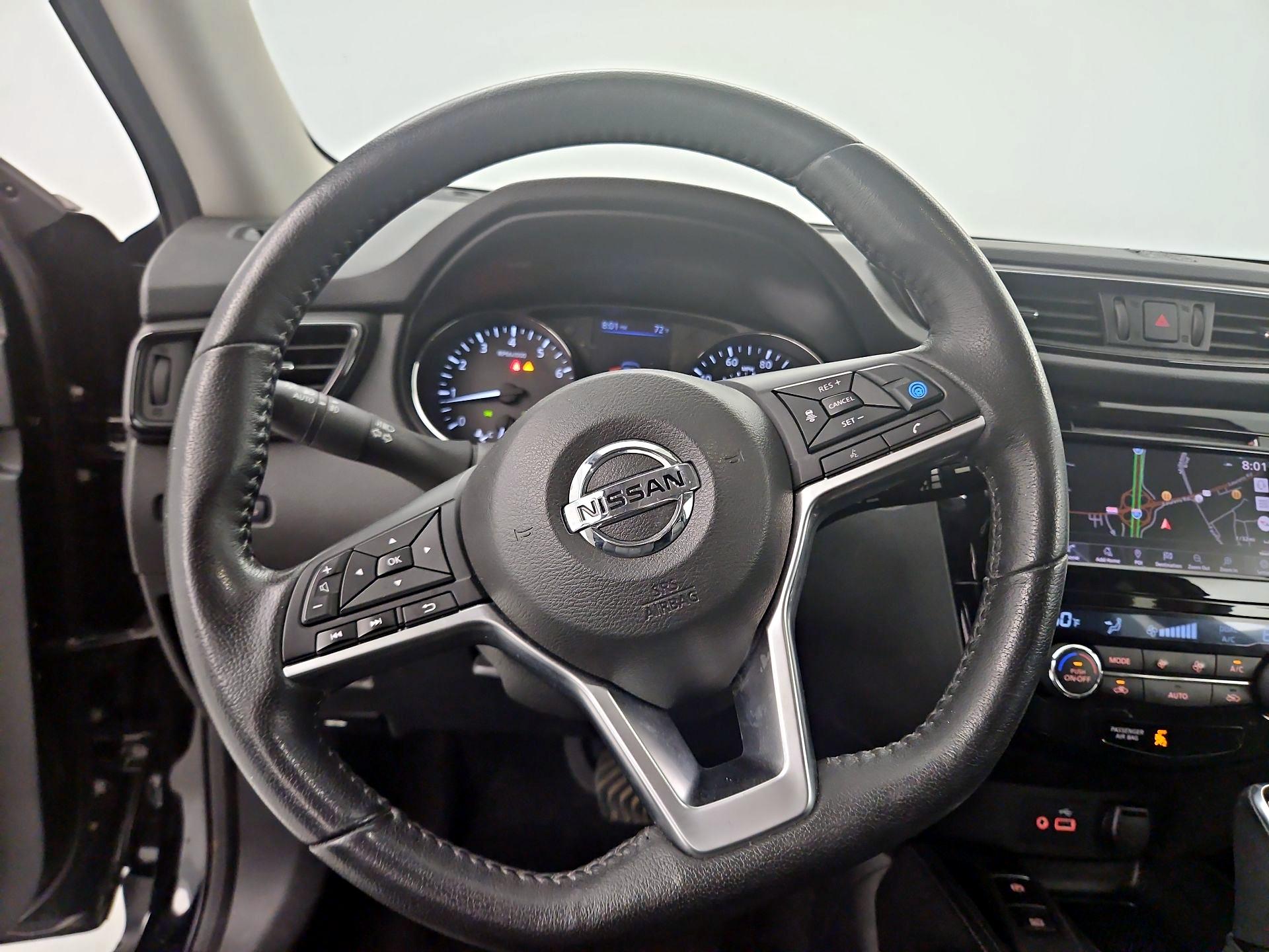 Thumbnail: 2020 Nissan Rogue - 10