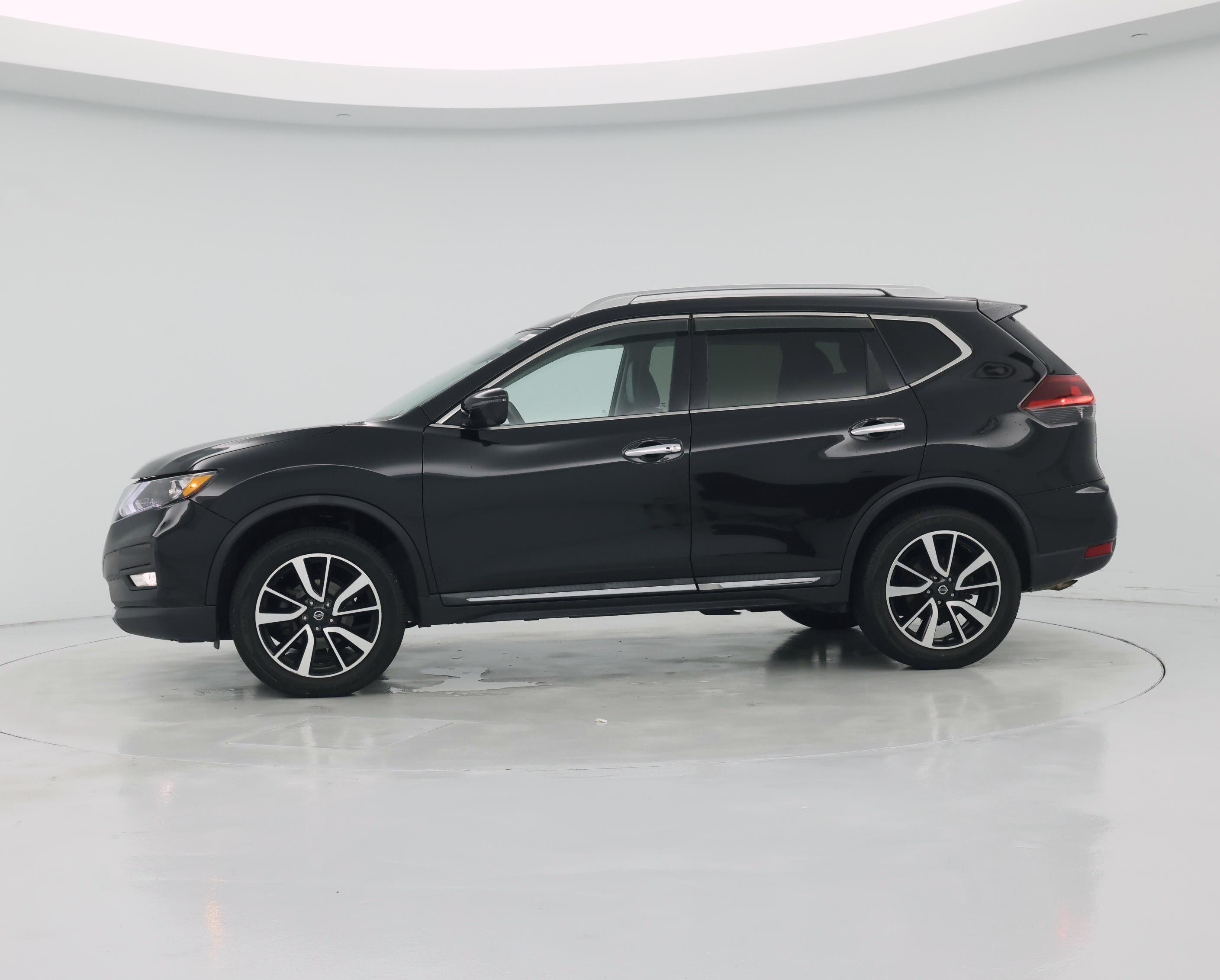 Thumbnail: 2020 Nissan Rogue - 3