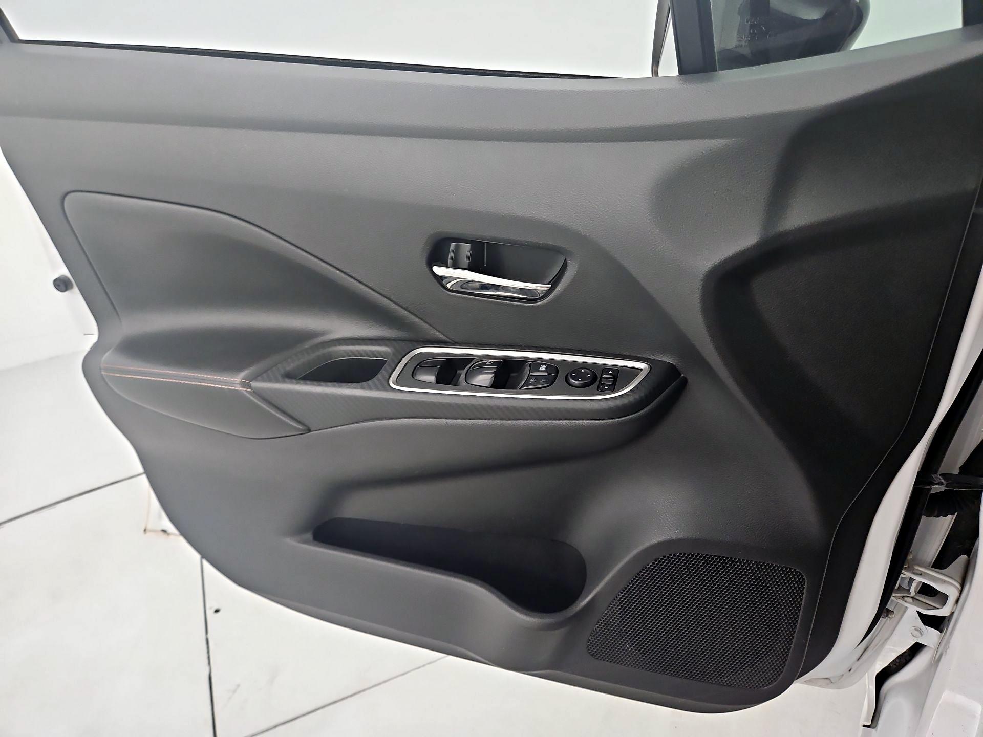Thumbnail: 2020 Nissan Versa - 12
