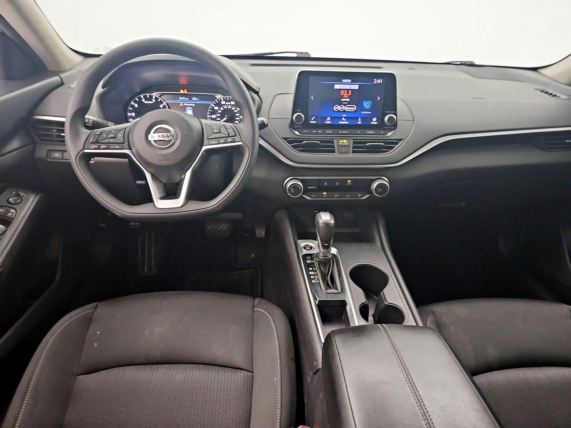 Thumbnail: 2019 Nissan Altima - 9