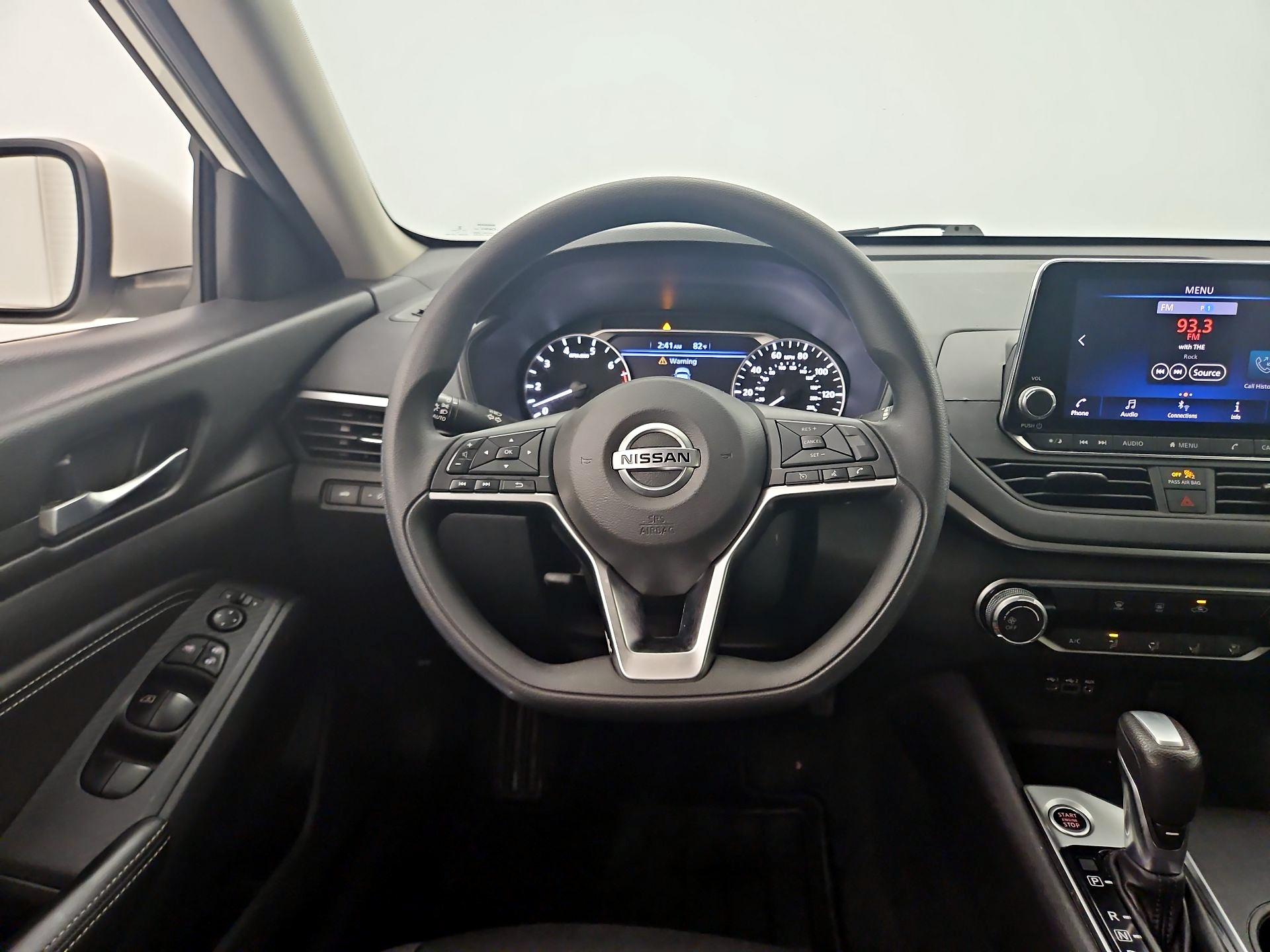 Thumbnail: 2019 Nissan Altima - 10