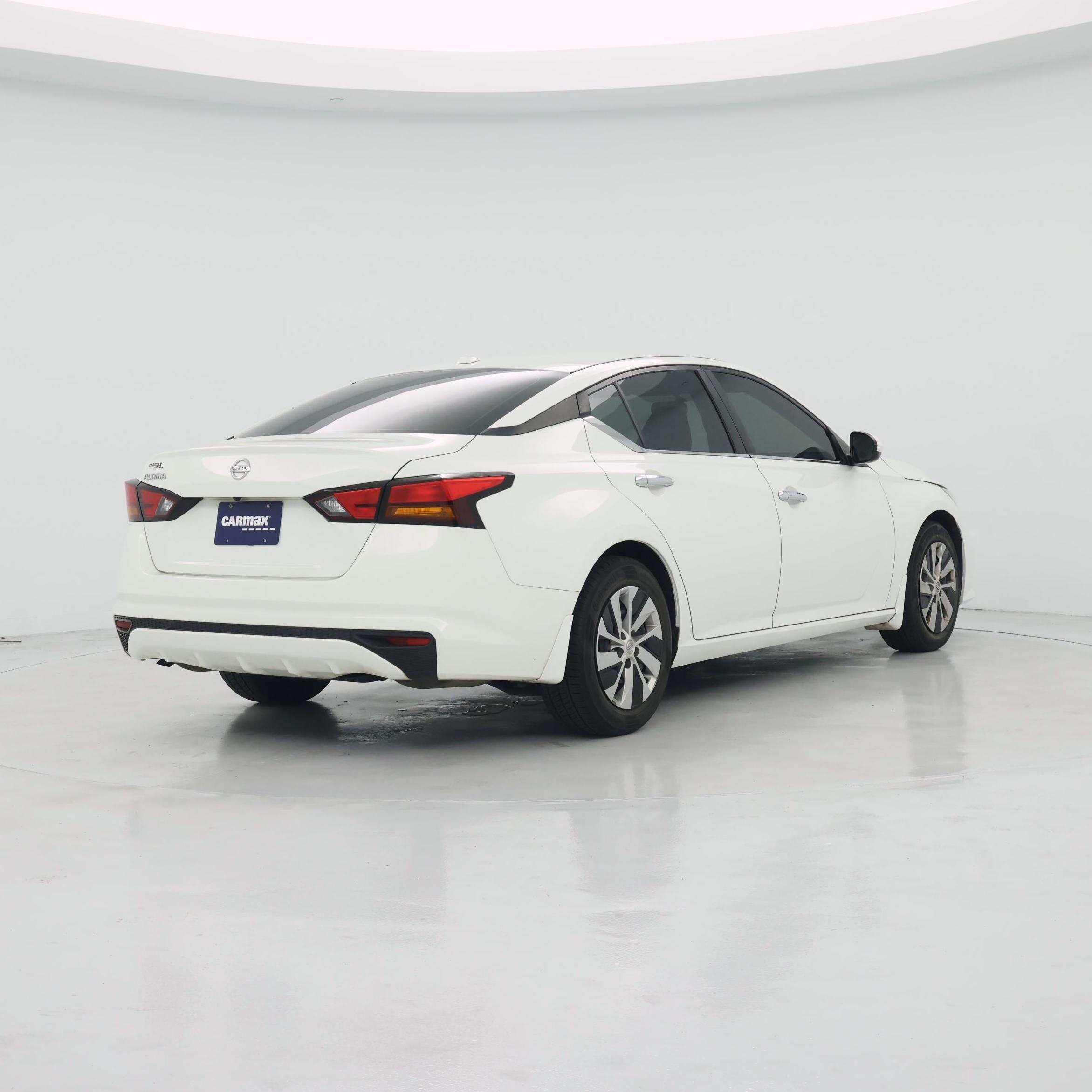 Thumbnail: 2019 Nissan Altima - 8