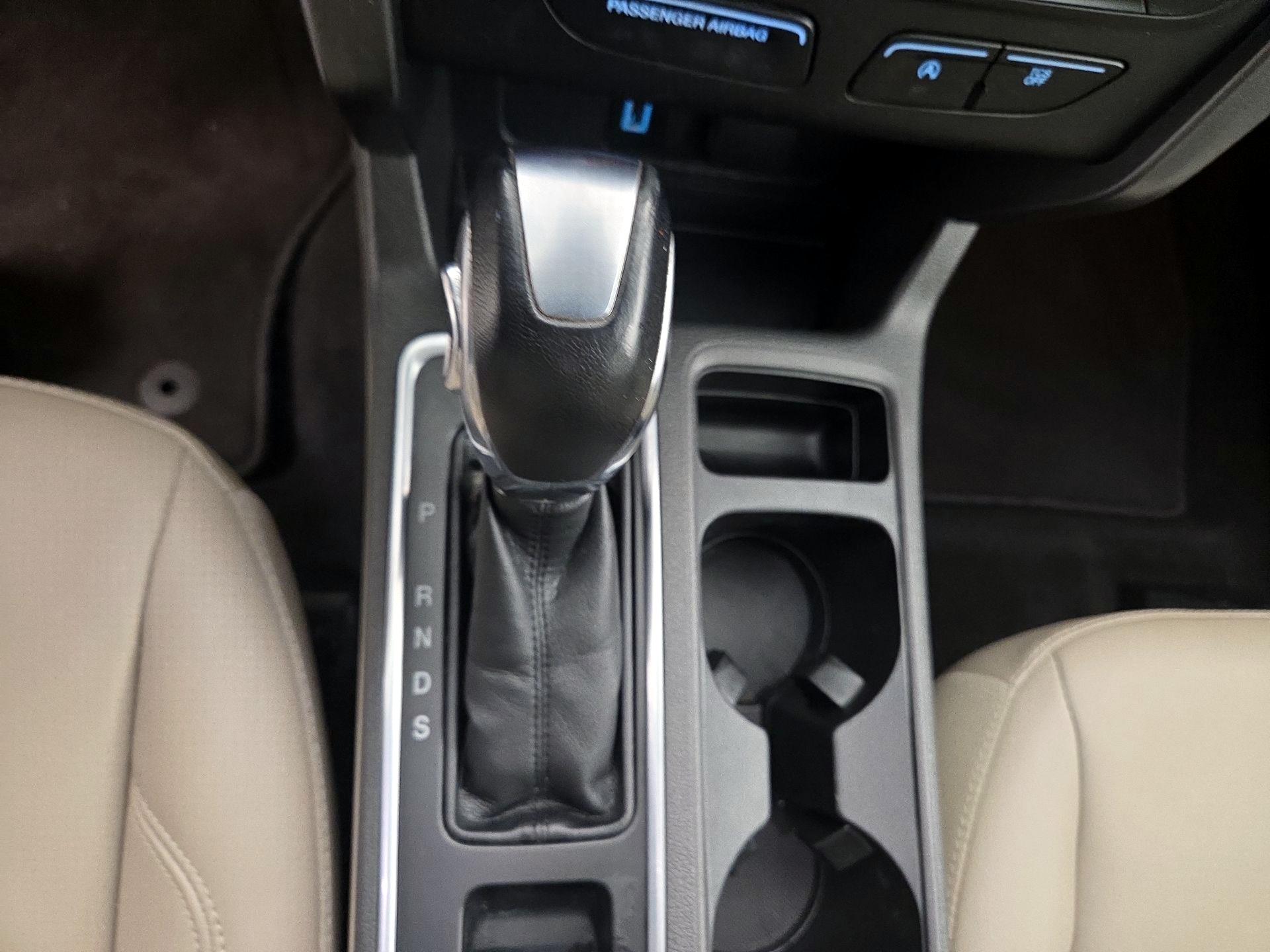 Thumbnail: 2019 Ford Escape - 18
