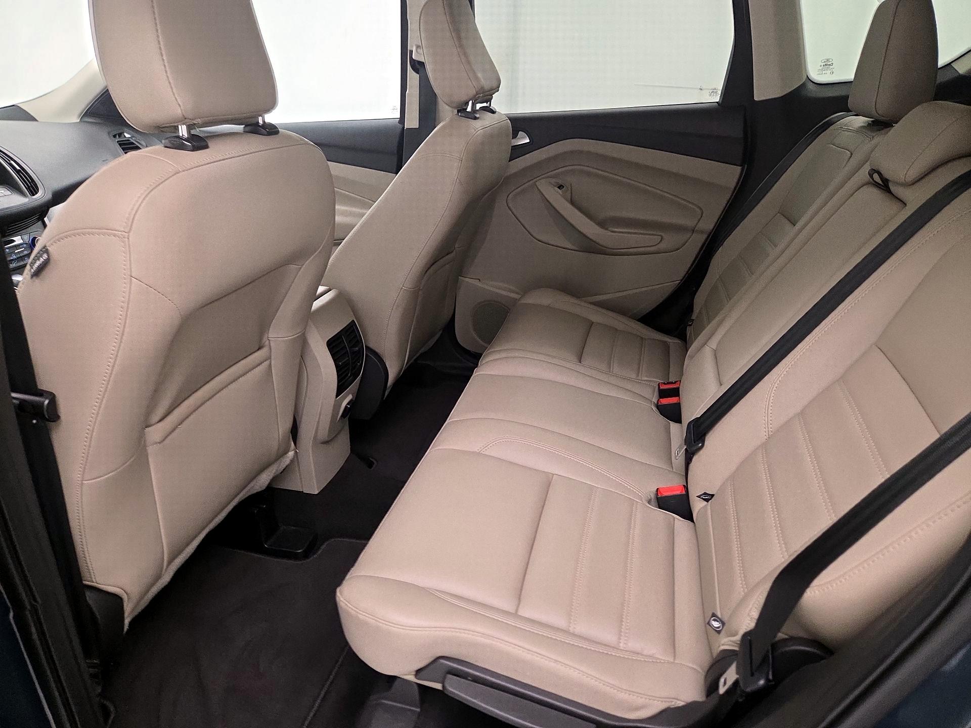 Thumbnail: 2019 Ford Escape - 20
