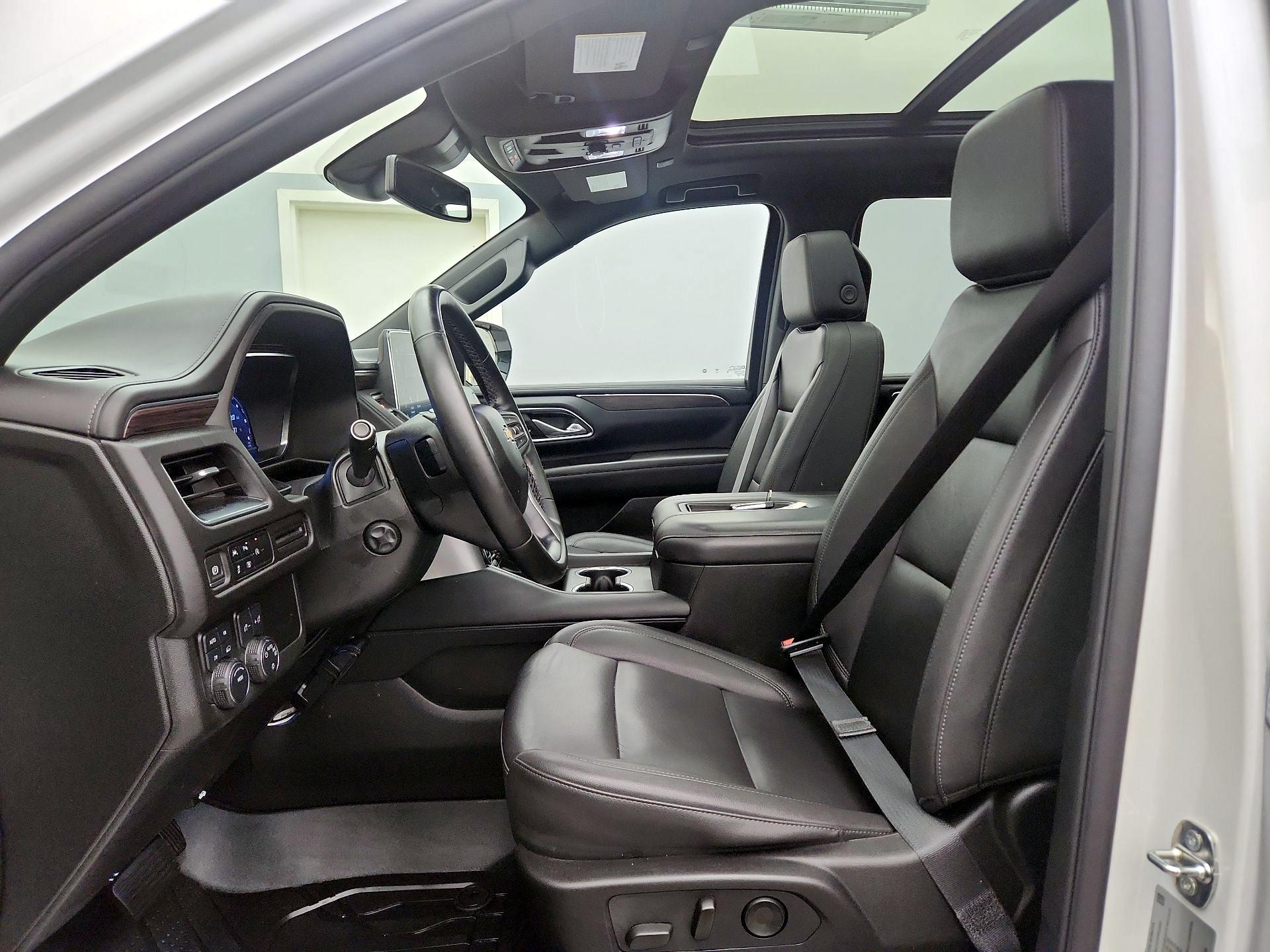 Thumbnail: 2023 Chevrolet Suburban - 11
