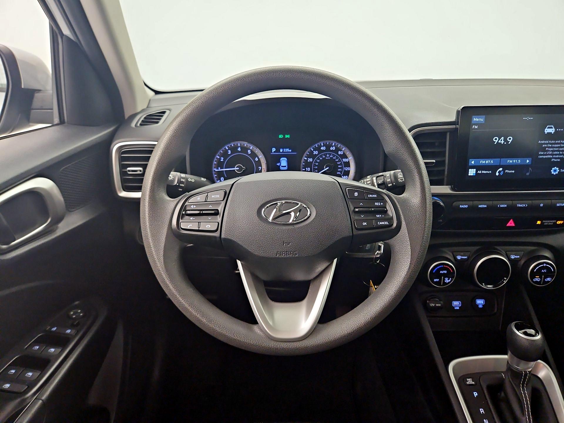 Thumbnail: 2020 Hyundai Venue - 10