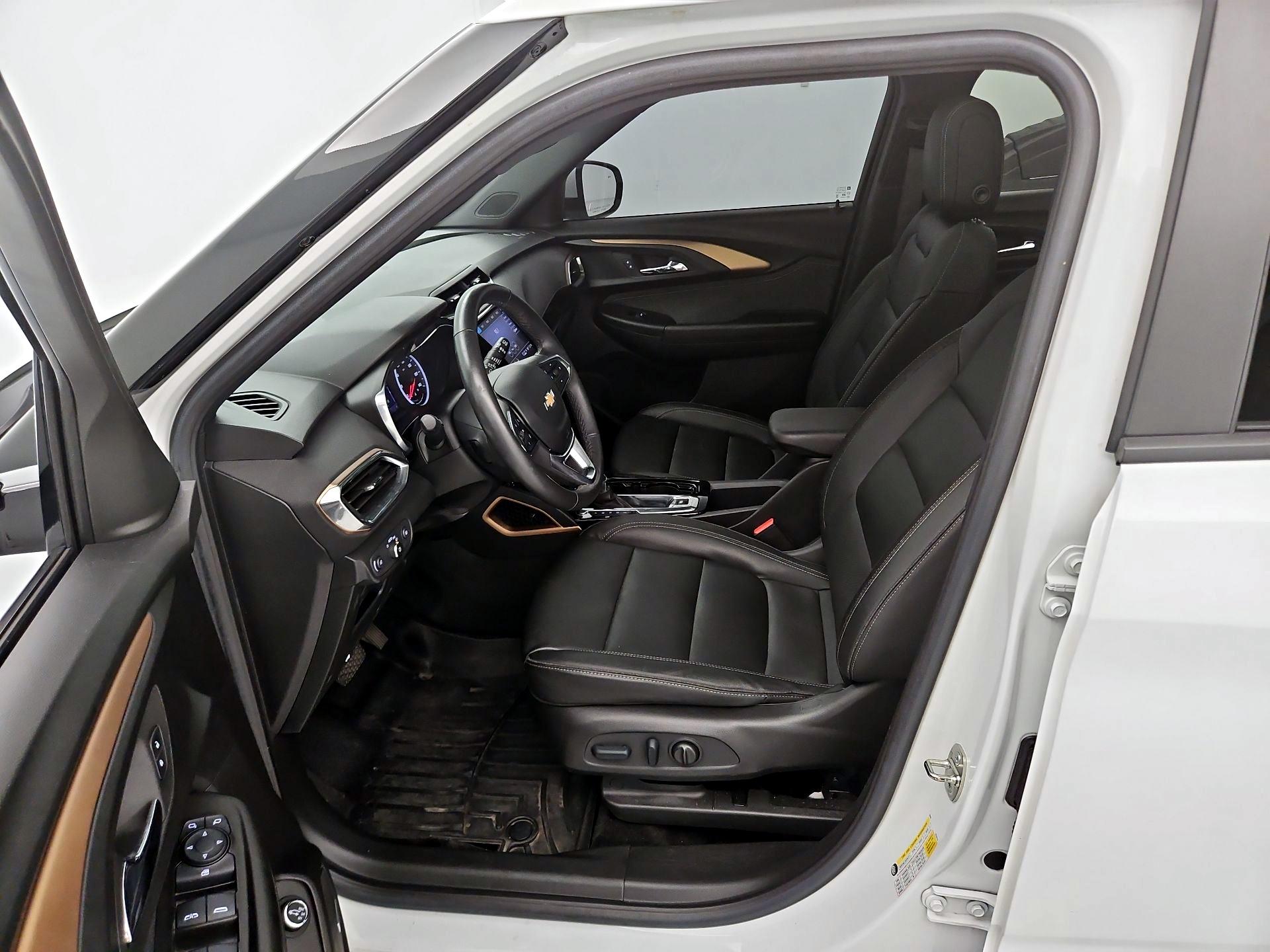 Thumbnail: 2022 Chevrolet TrailBlazer - 11
