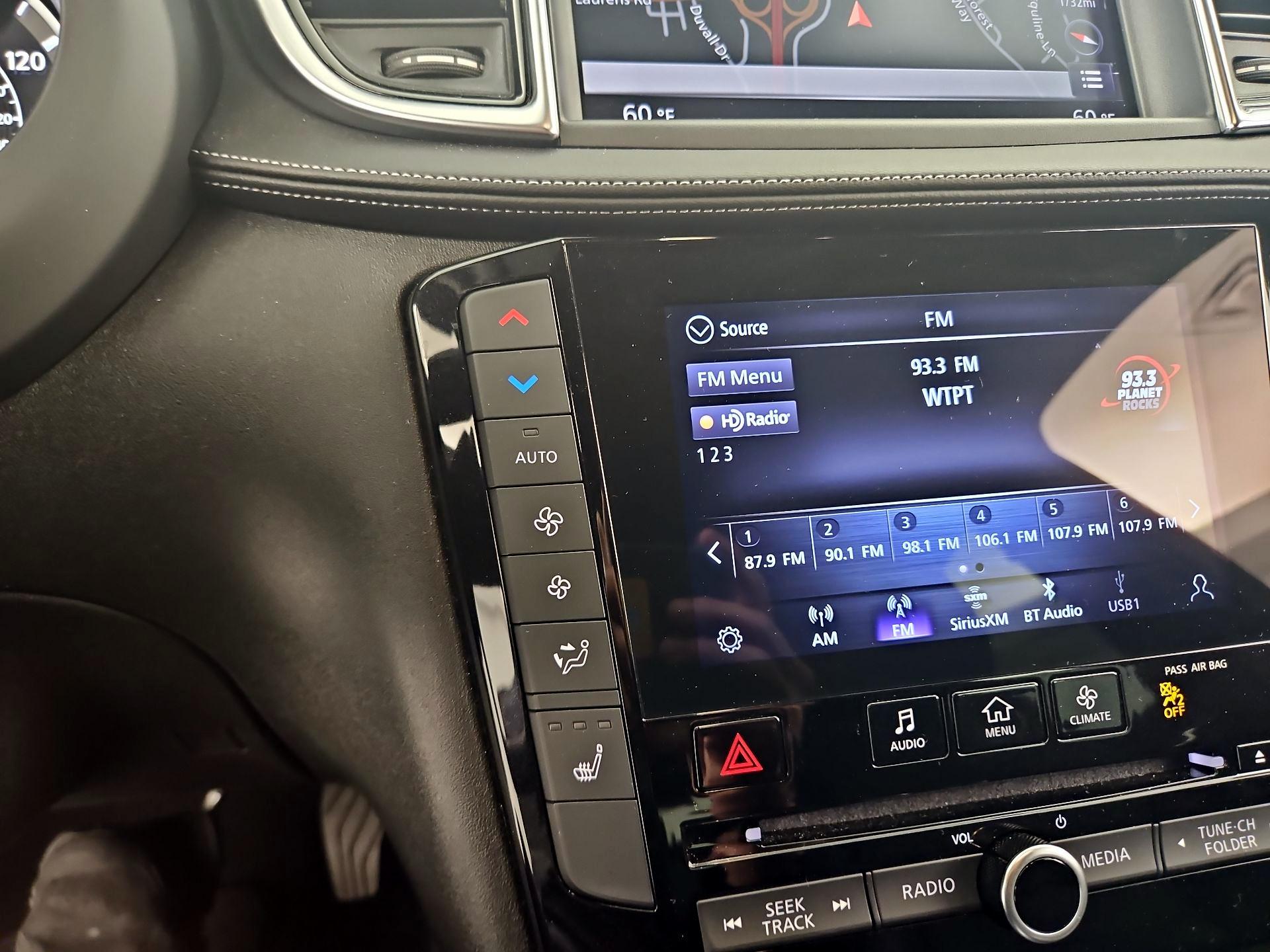 Thumbnail: 2020 INFINITI QX50 - 17