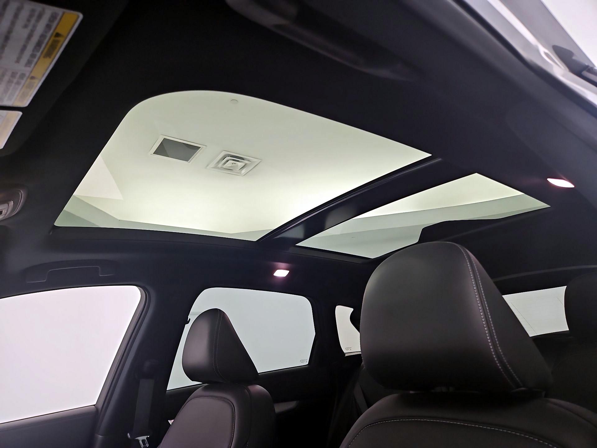 Thumbnail: 2020 INFINITI QX50 - 20