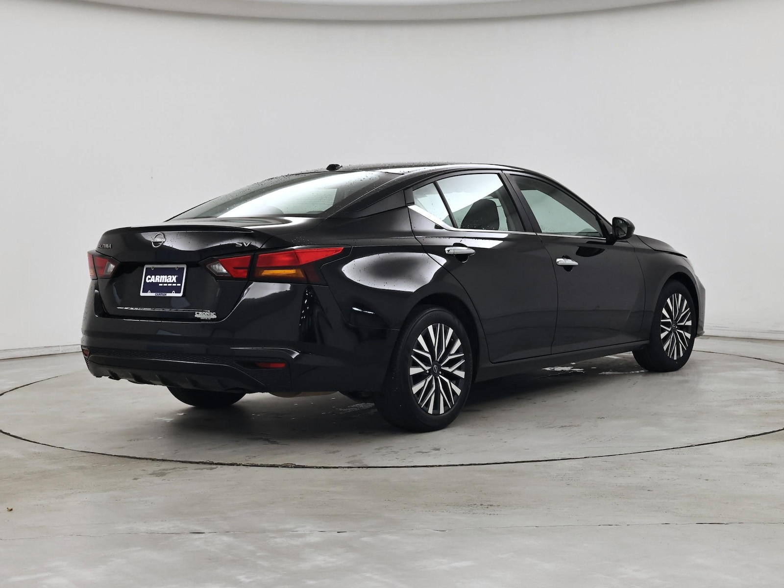 2024 Nissan Altima SV - Photo 9