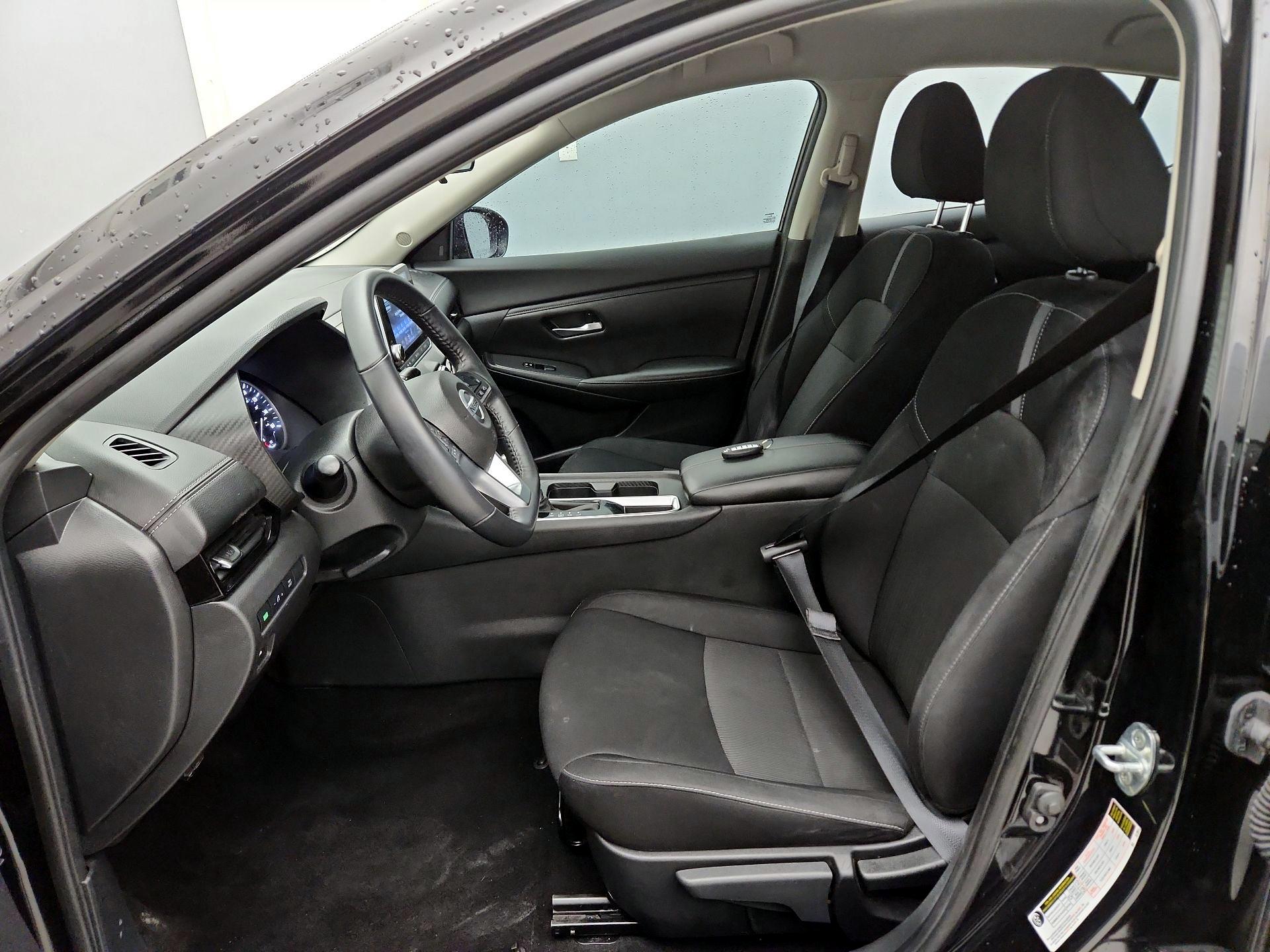 Thumbnail: 2021 Nissan Sentra - 11