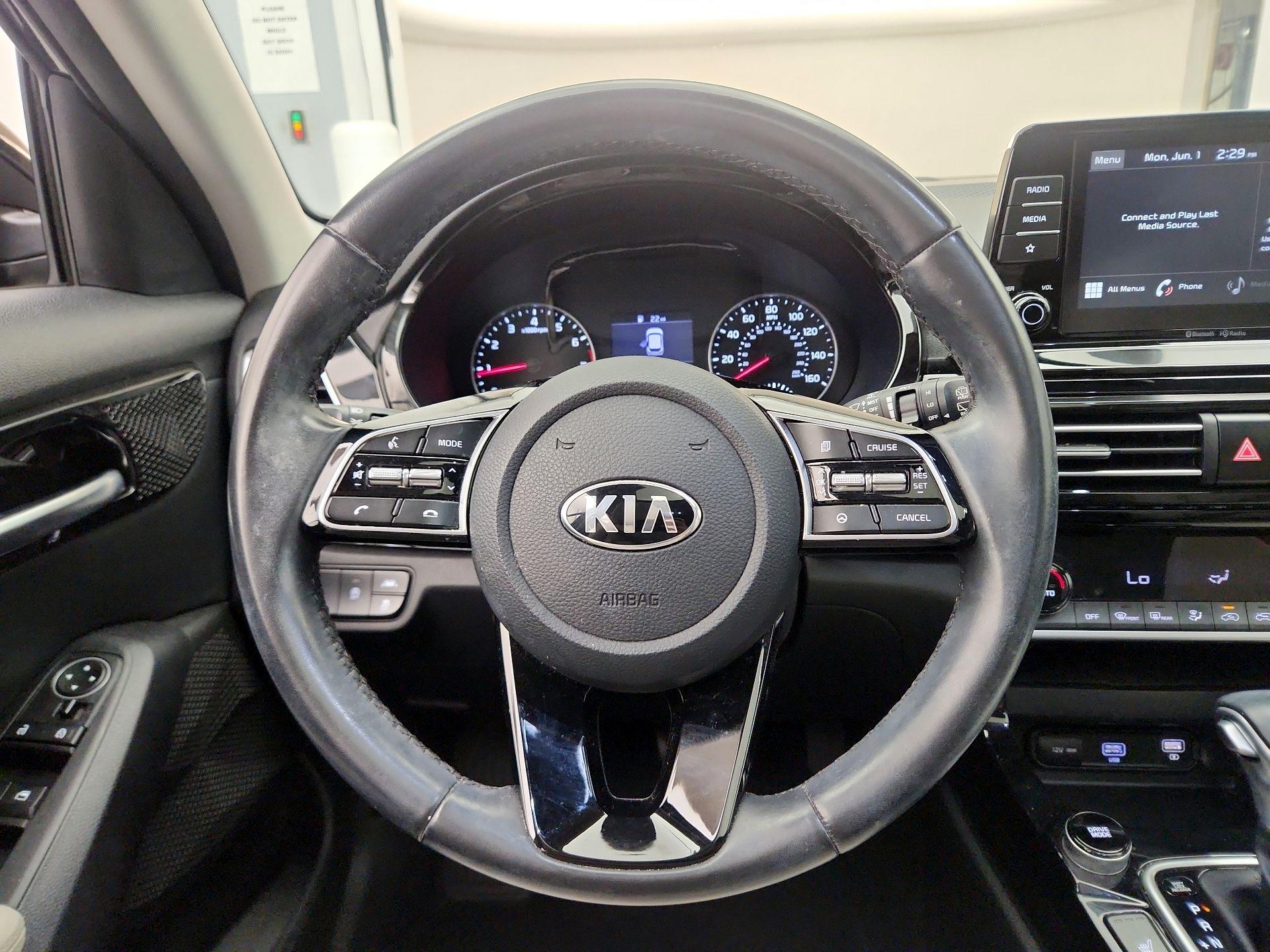 Thumbnail: 2021 Kia Seltos - 10