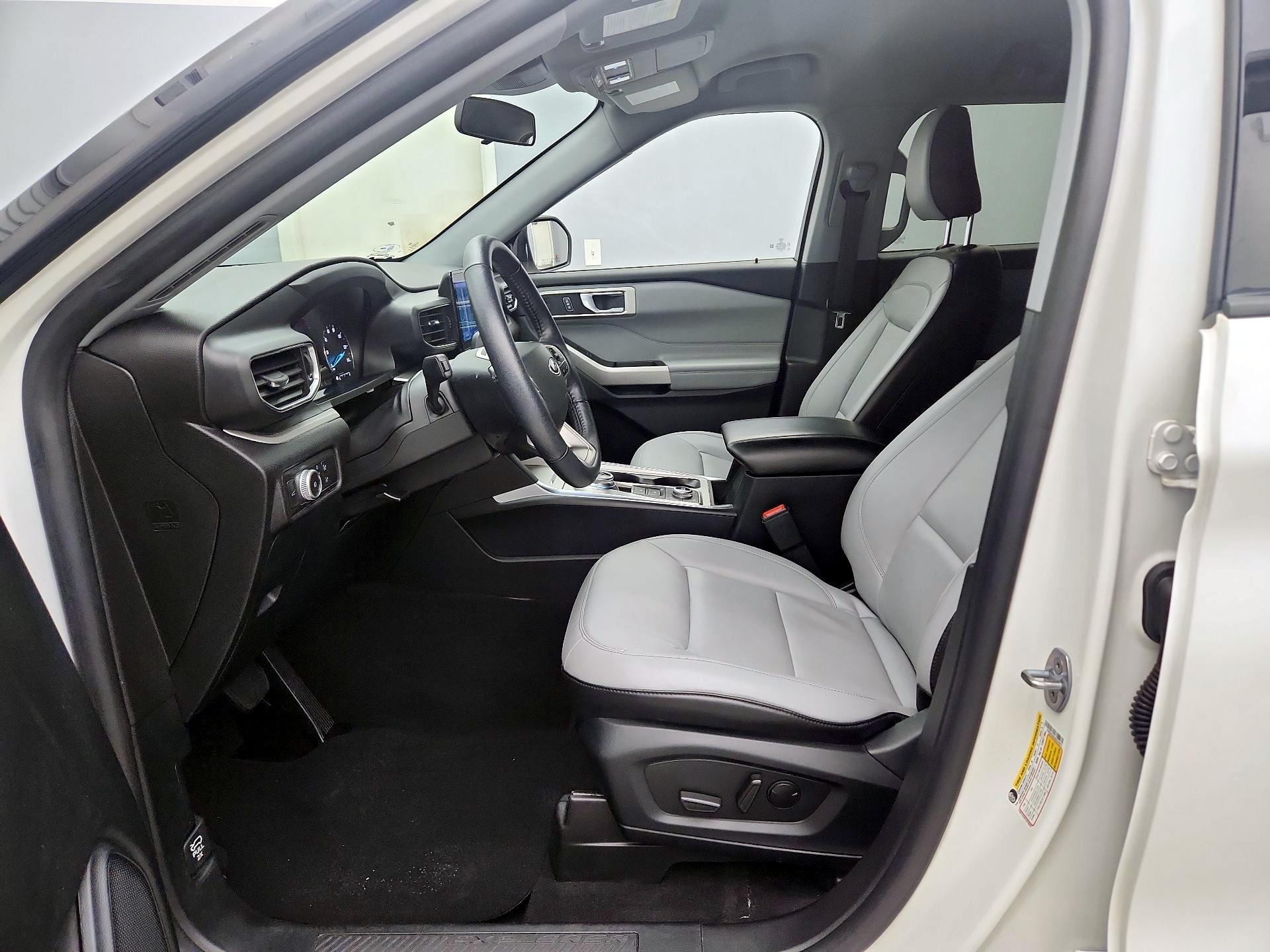 Thumbnail: 2021 Ford Explorer - 11