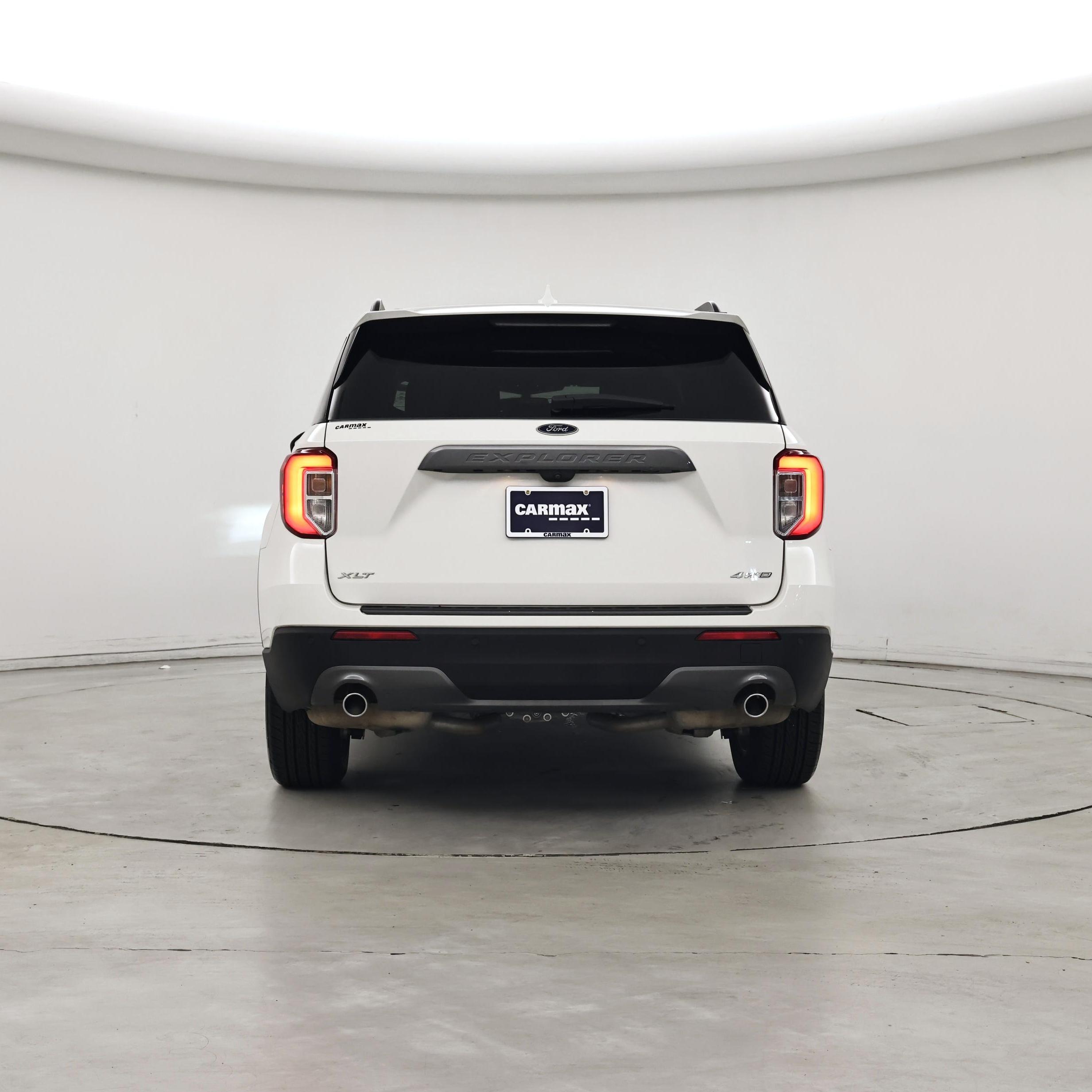 Thumbnail: 2021 Ford Explorer - 6