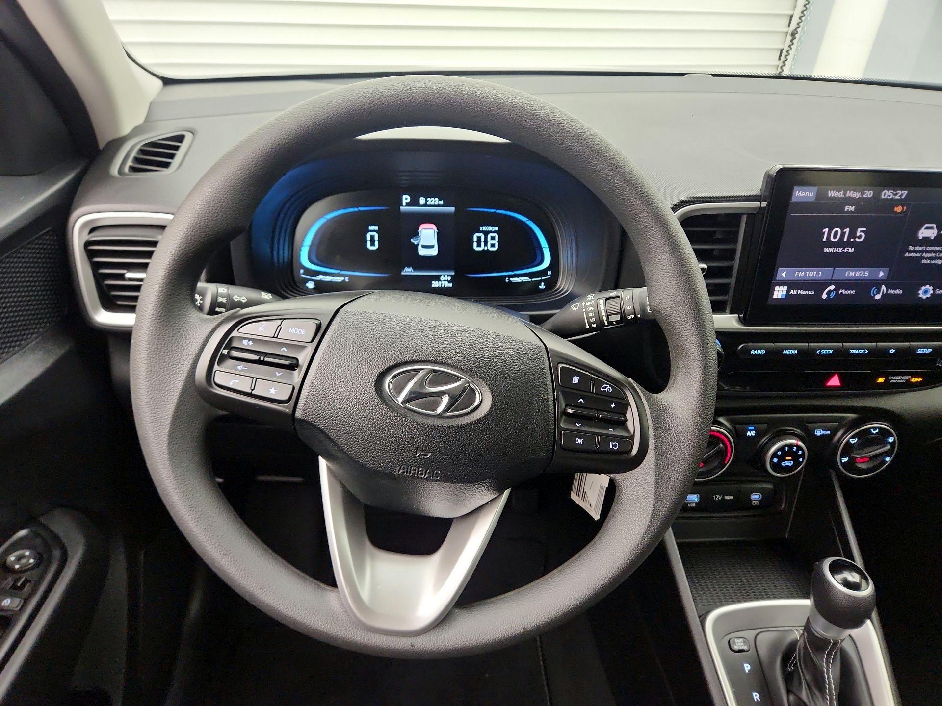 Thumbnail: 2025 Hyundai Venue - 10