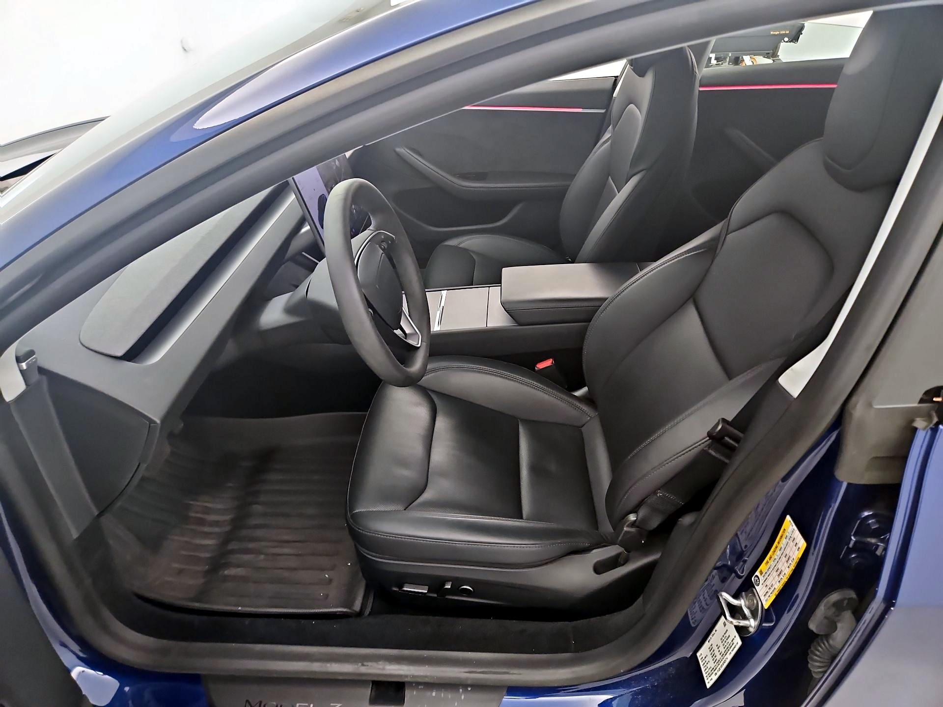 Thumbnail: 2025 Tesla Model 3 - 11