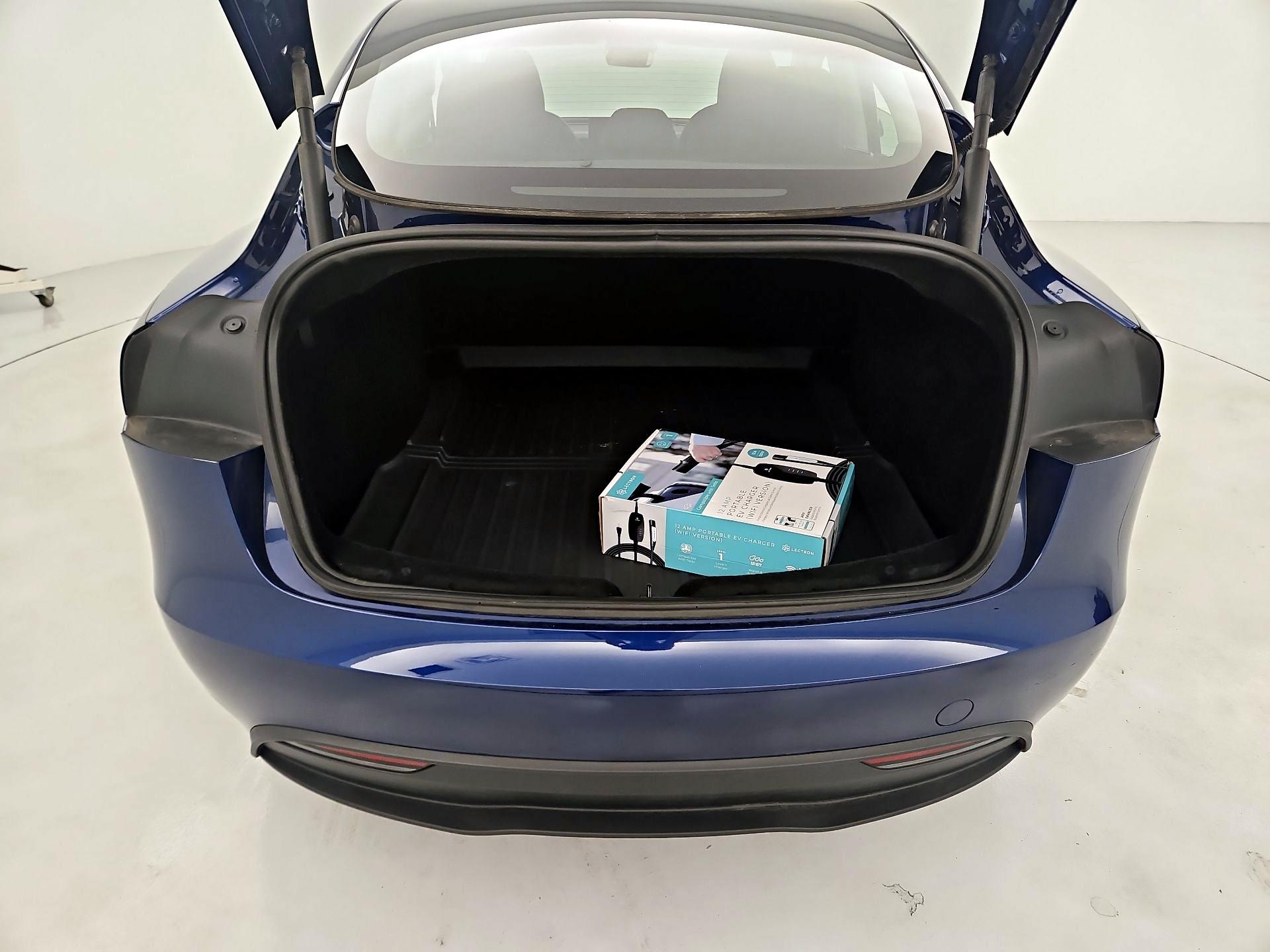 Thumbnail: 2025 Tesla Model 3 - 20