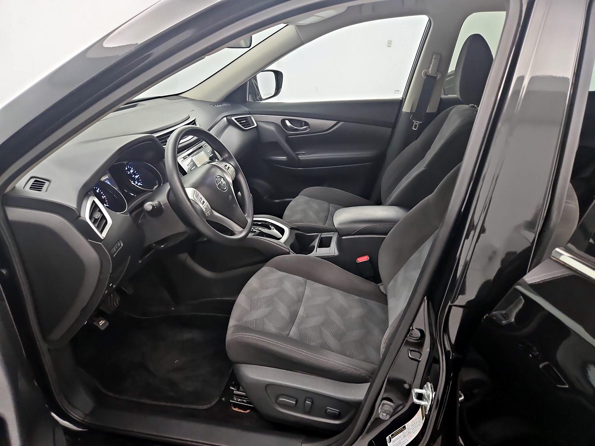 Thumbnail: 2016 Nissan Rogue - 11