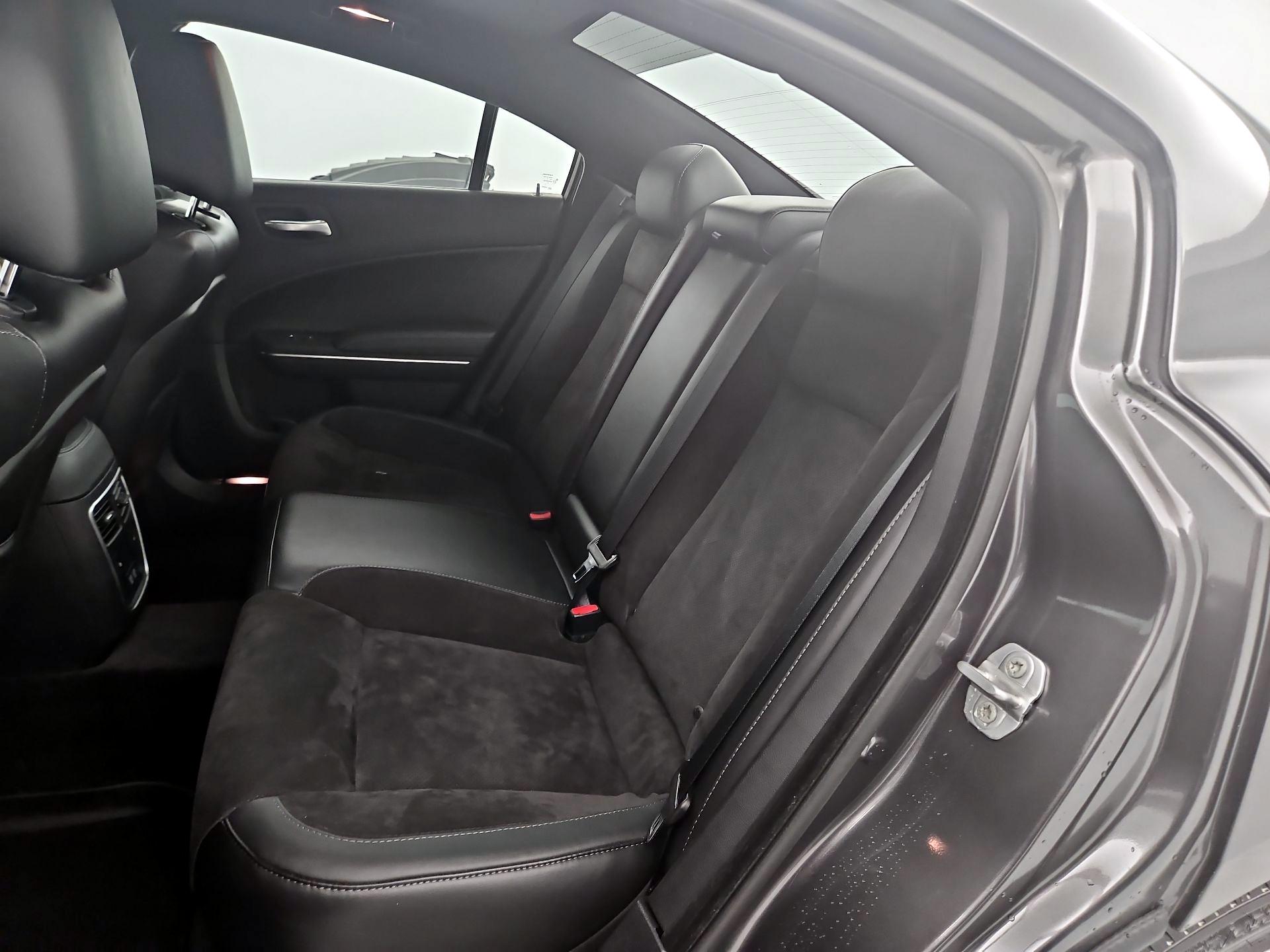 Thumbnail: 2015 Dodge Charger - 20