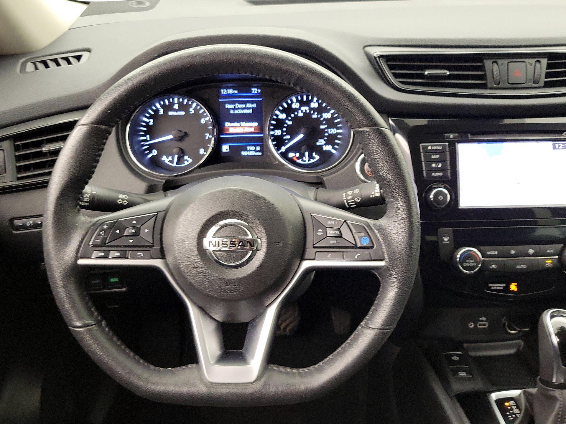 Thumbnail: 2019 Nissan Rogue - 10
