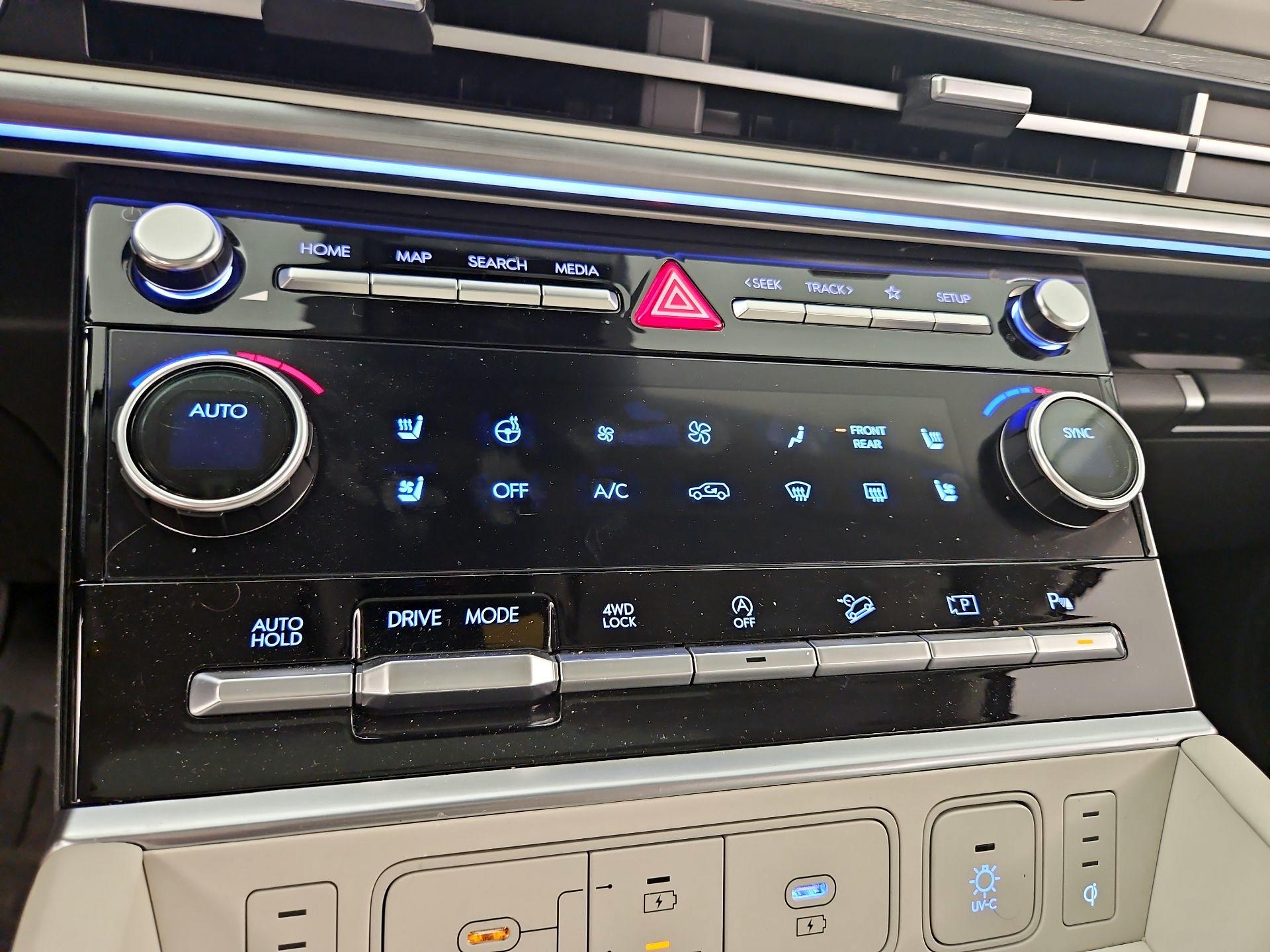 Thumbnail: 2025 Hyundai Santa Fe - 17
