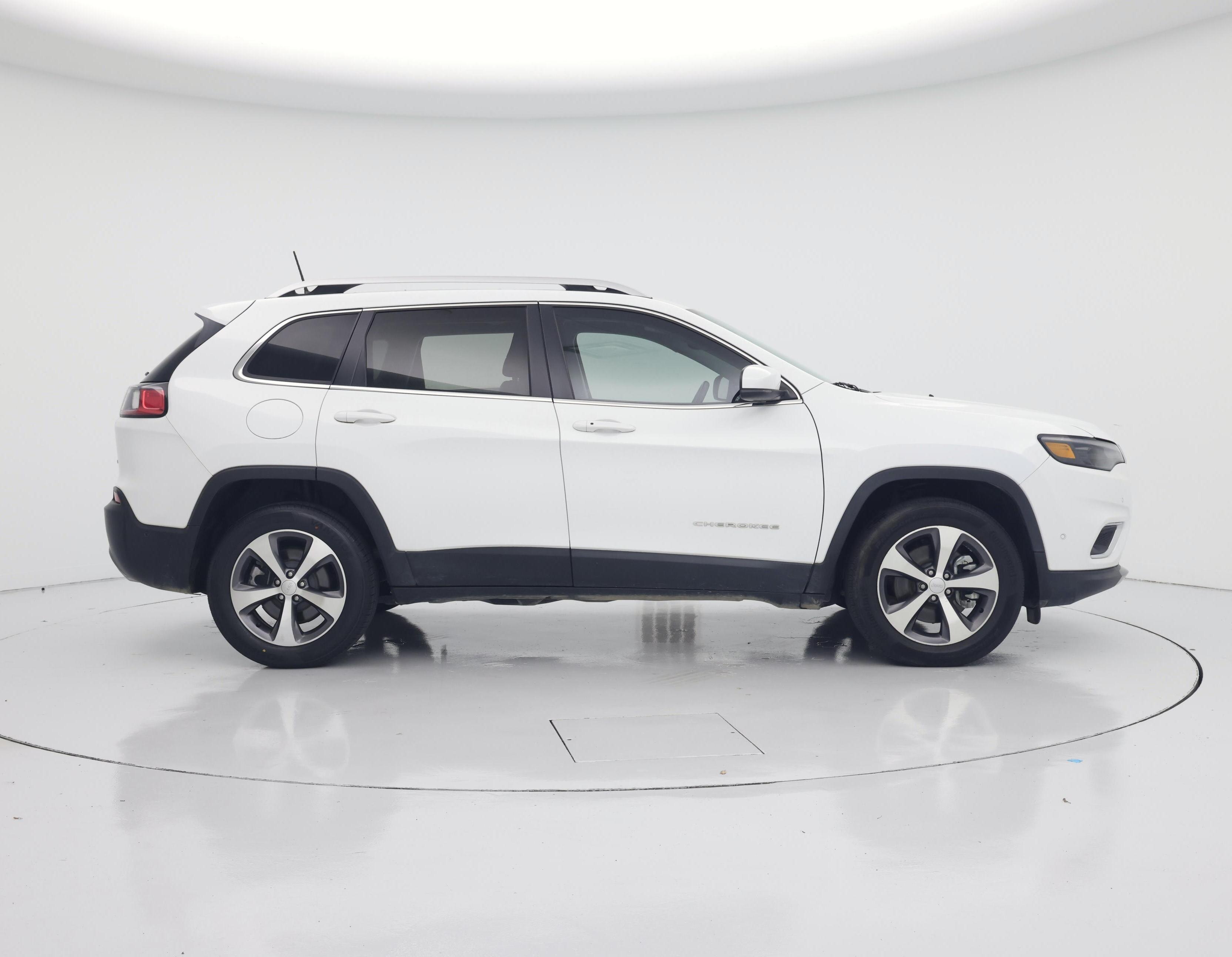 Thumbnail: 2021 Jeep Cherokee - 7