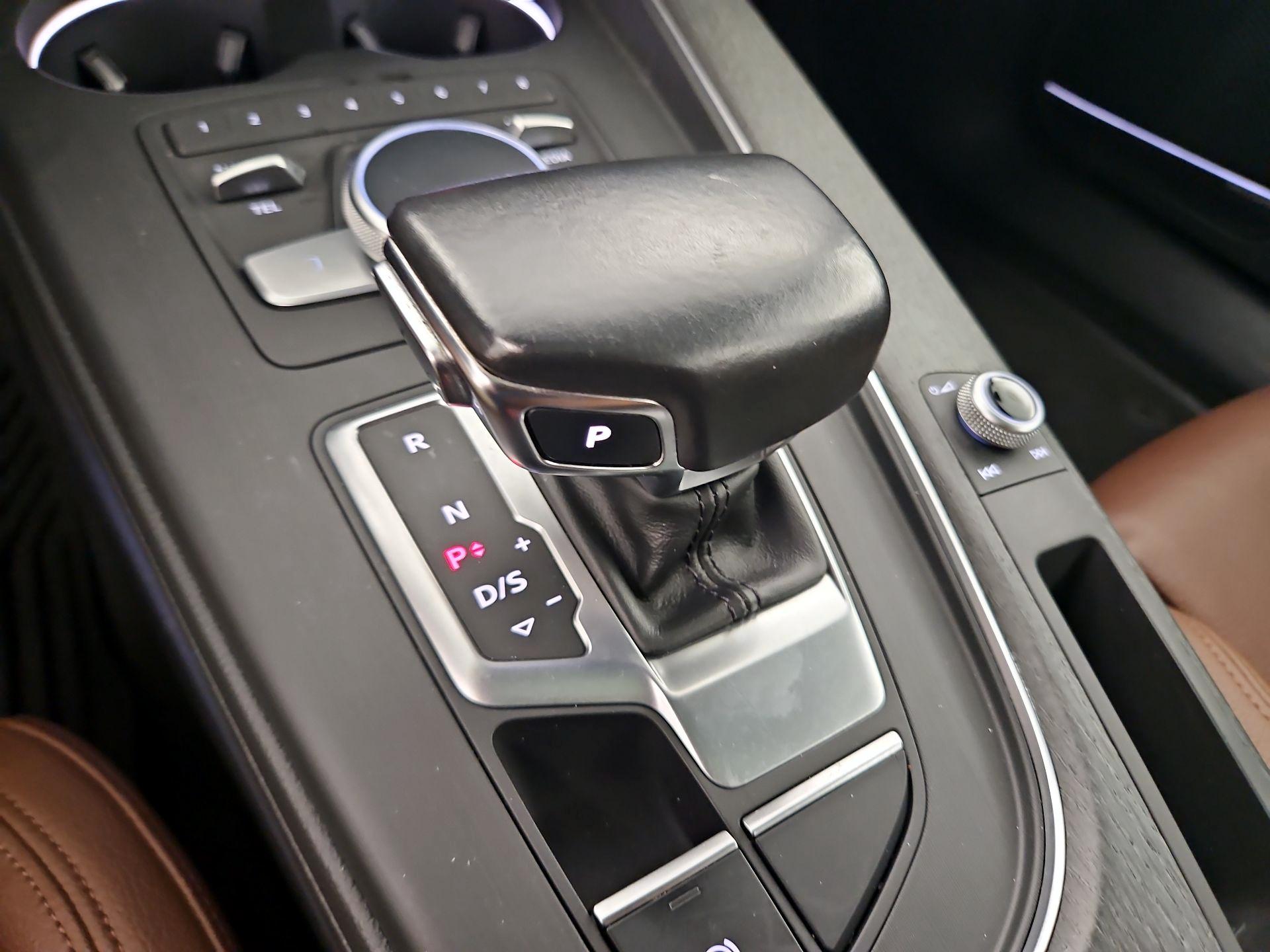 Thumbnail: 2018 Audi A4 - 18