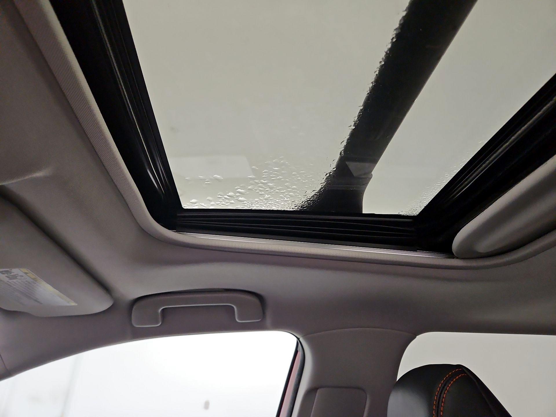 Thumbnail: 2019 Toyota RAV4 - 20