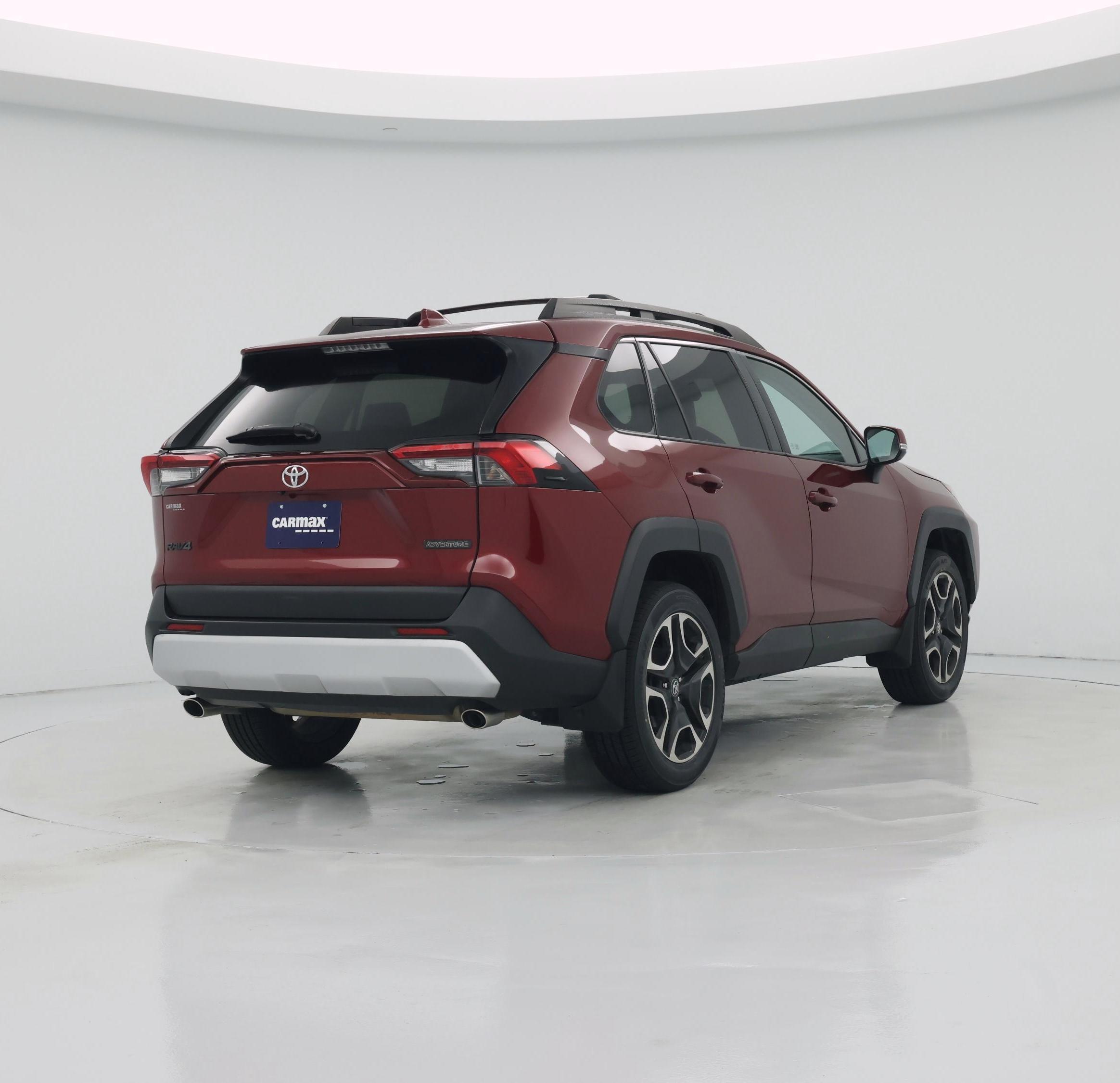 Thumbnail: 2019 Toyota RAV4 - 8