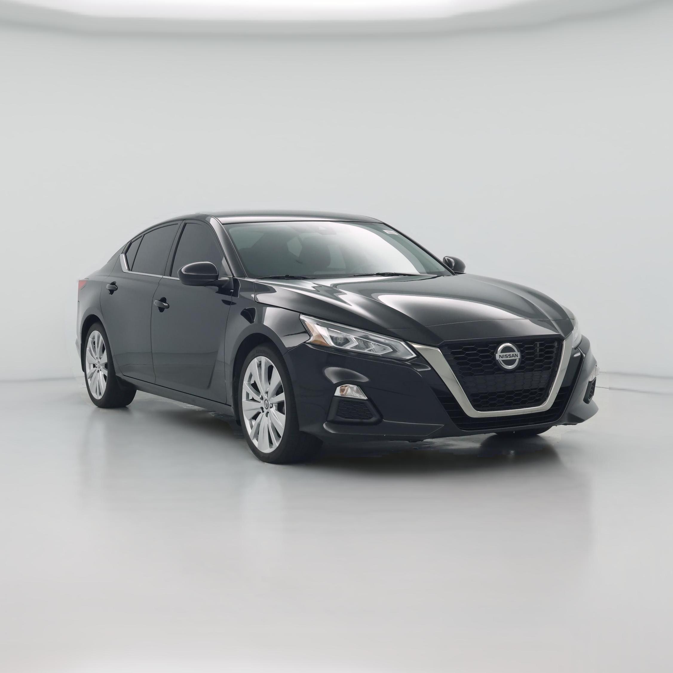 Thumbnail: 2020 Nissan Altima - 1