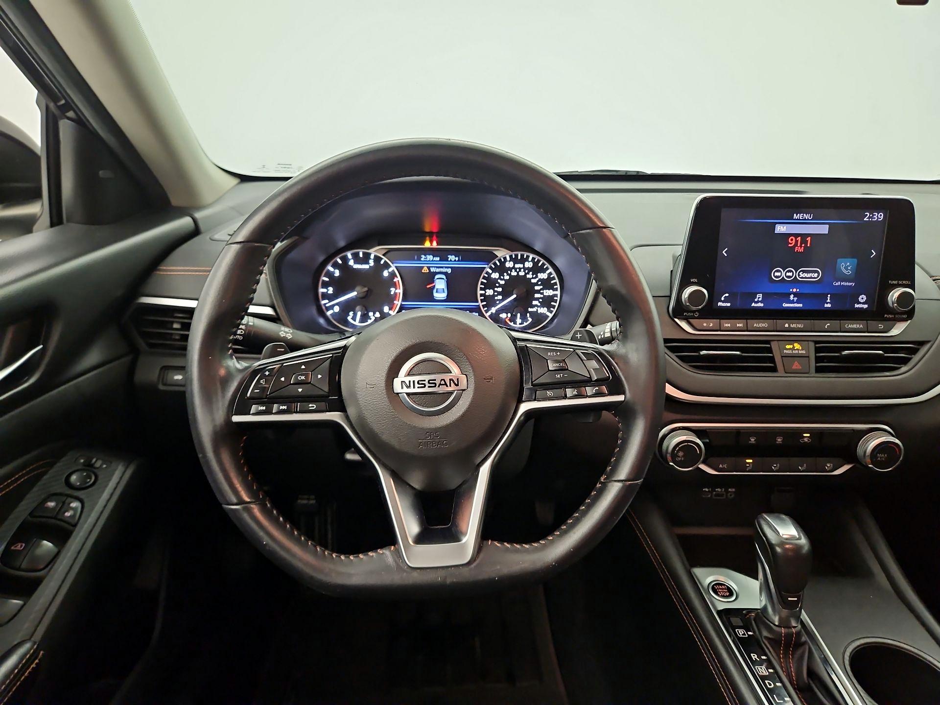 Thumbnail: 2020 Nissan Altima - 10