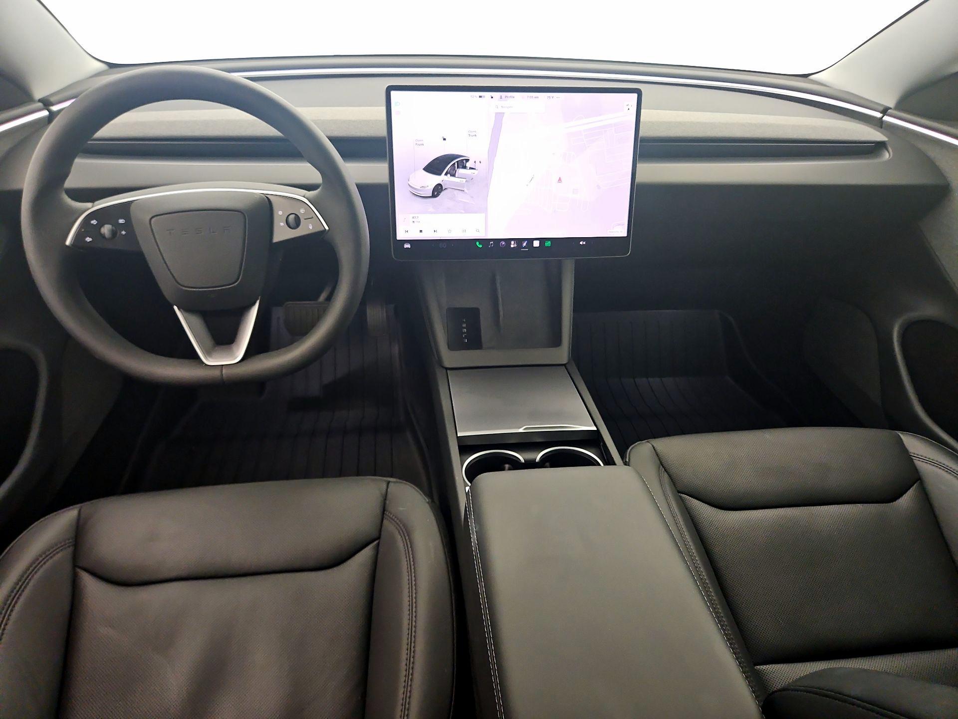 Thumbnail: 2025 Tesla Model 3 - 9