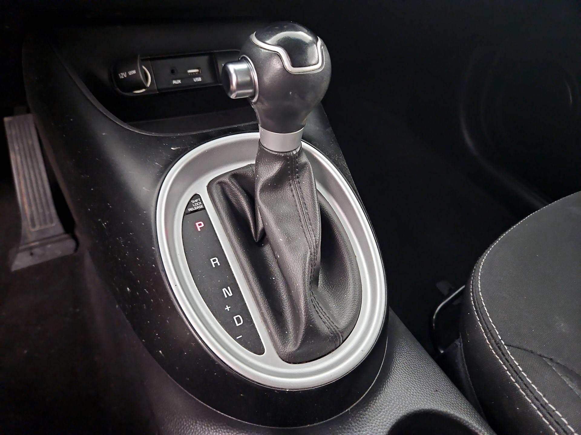 Thumbnail: 2017 Kia Soul - 16
