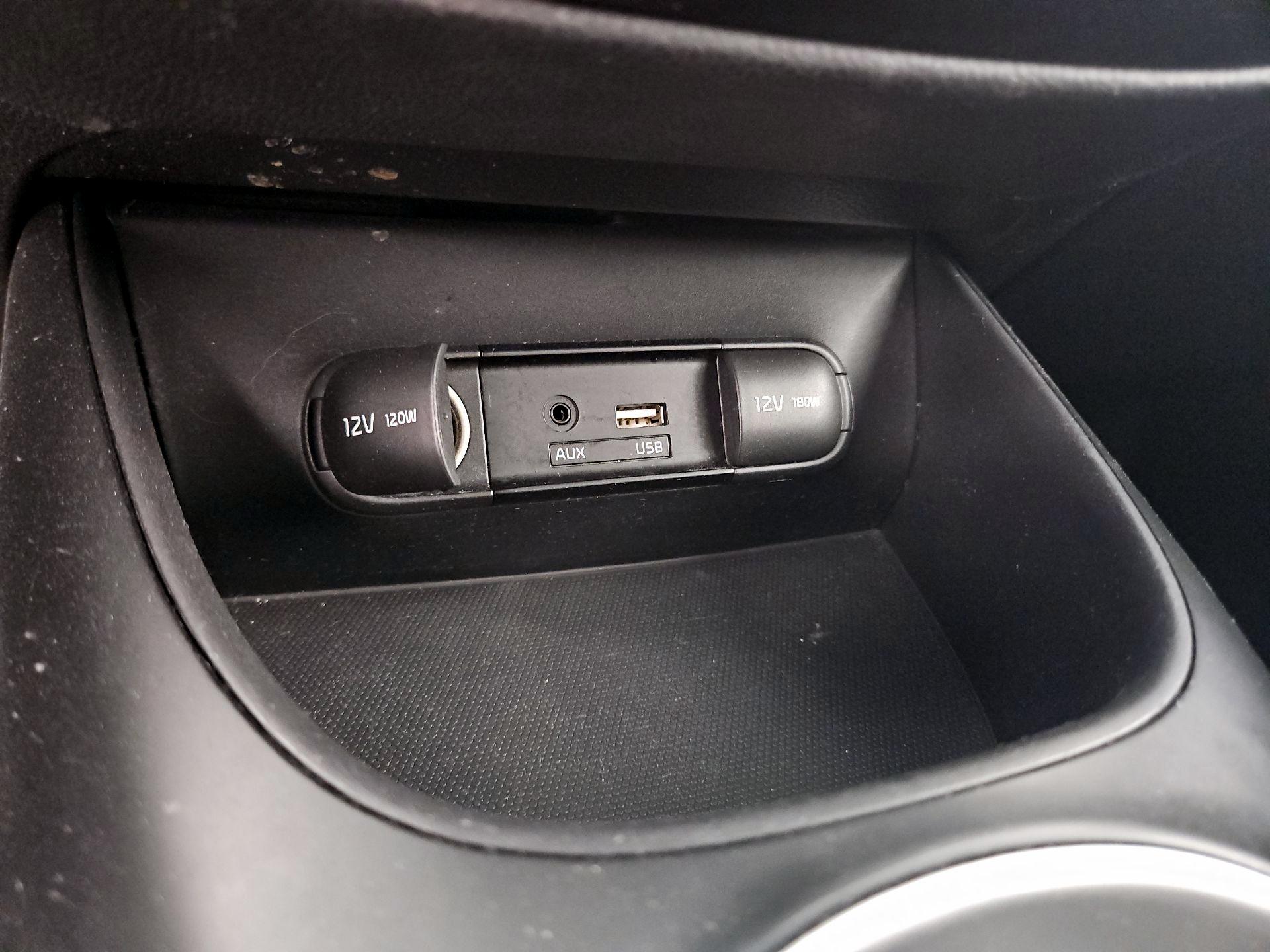 Thumbnail: 2017 Kia Soul - 17